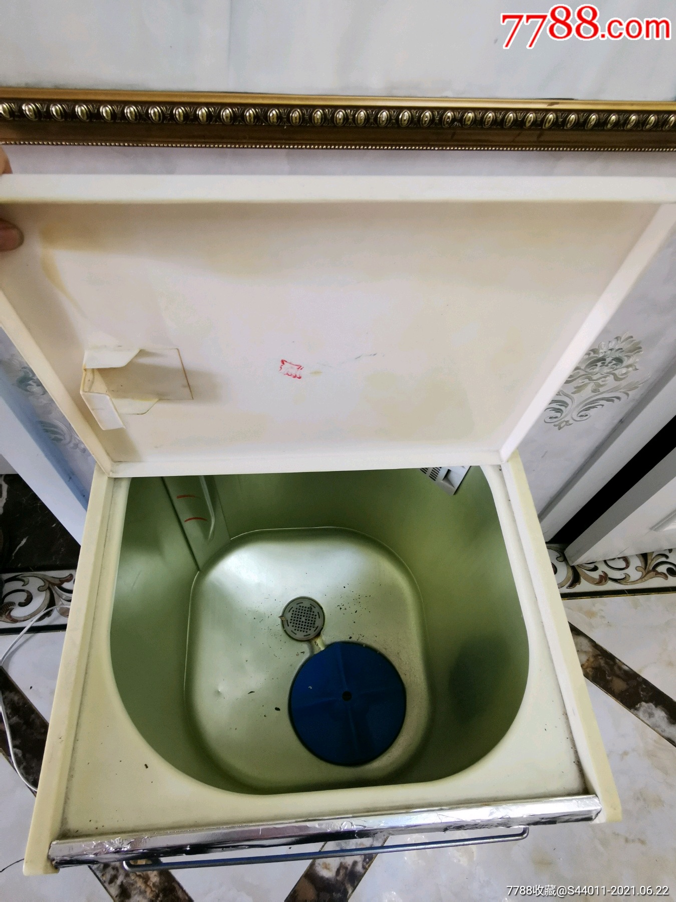 八十年代航海牌单缸洗衣机,铁壳铝胆