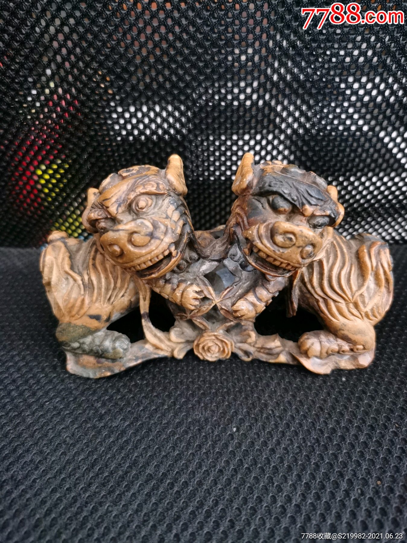 首页 零售 寿山石 >> 寿山石,双狮戏绣球_寿山石滚动鼠标滚轴,图片