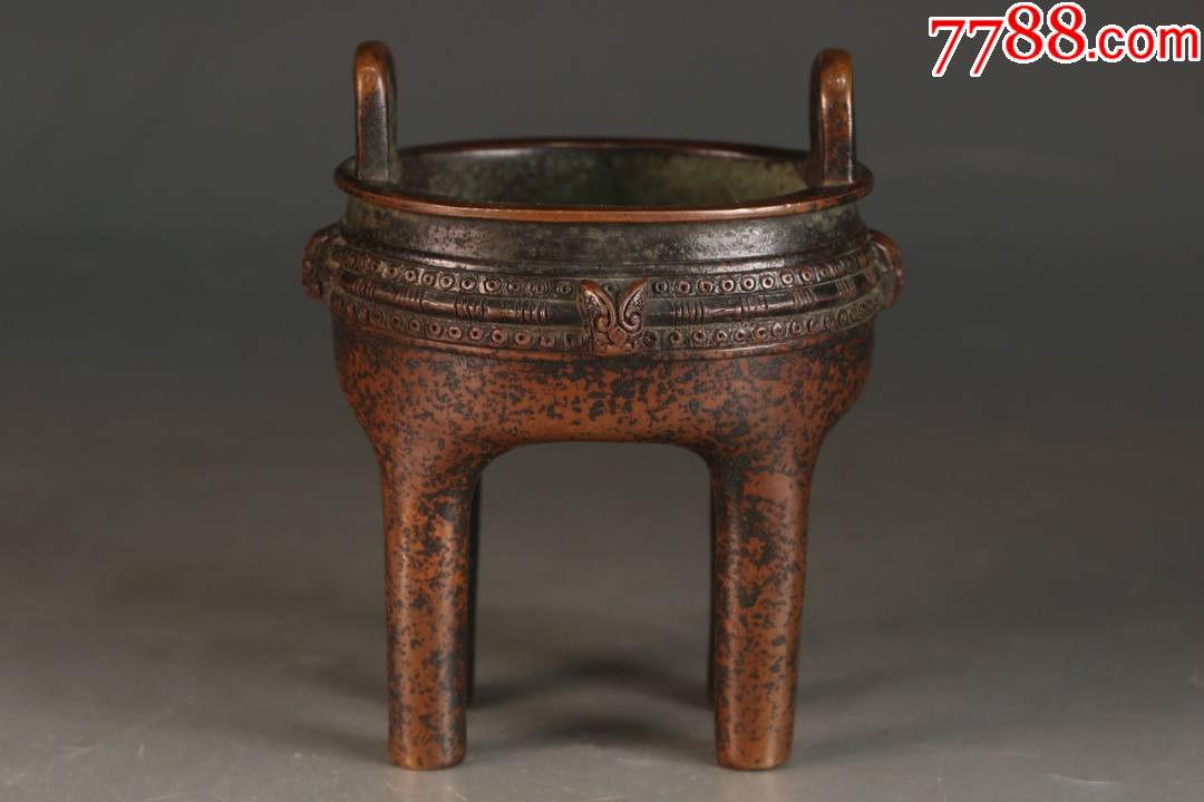 老铜鼎式香炉