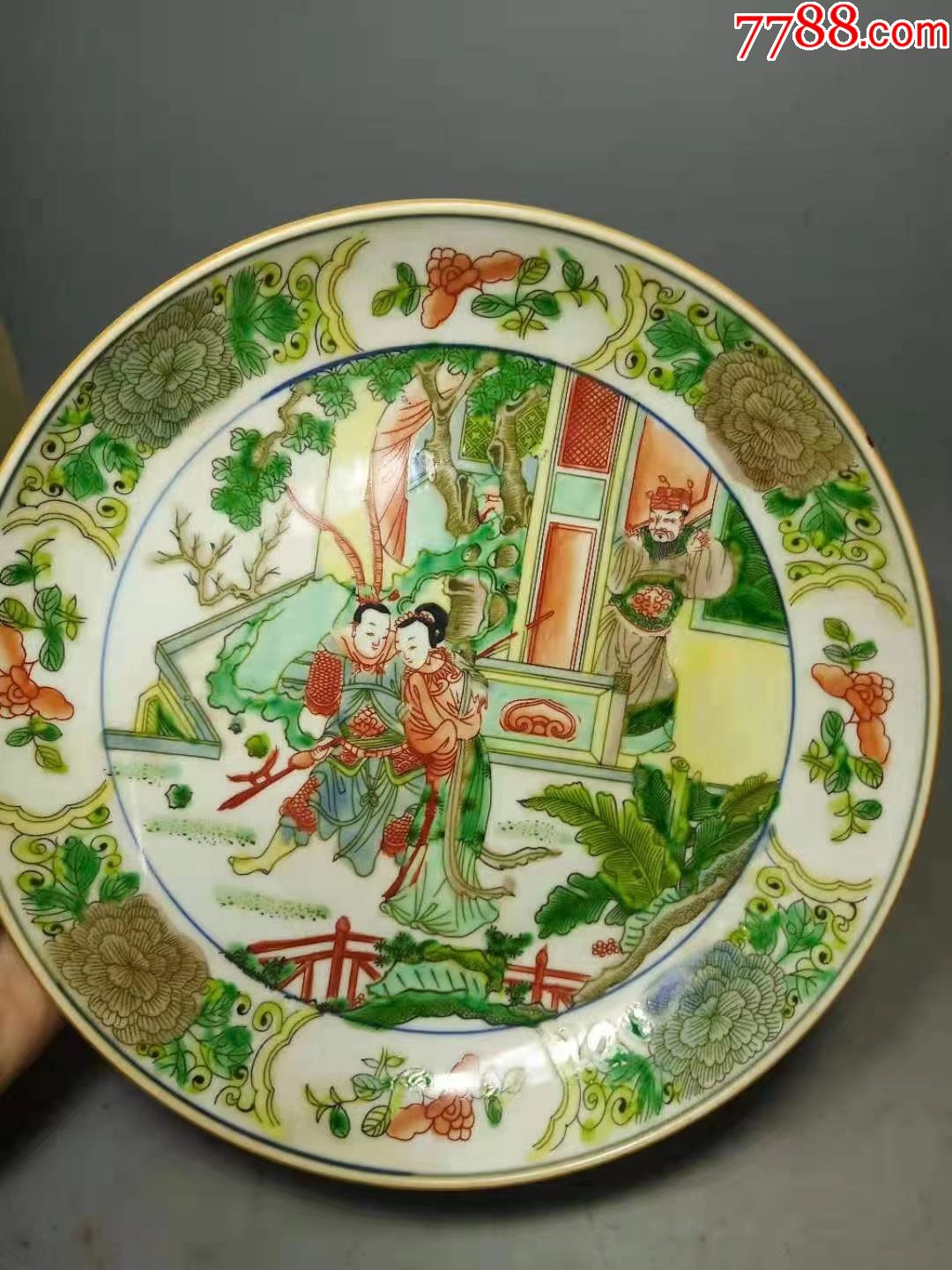 清康熙手绘五彩人物吕布戏貂婢盘