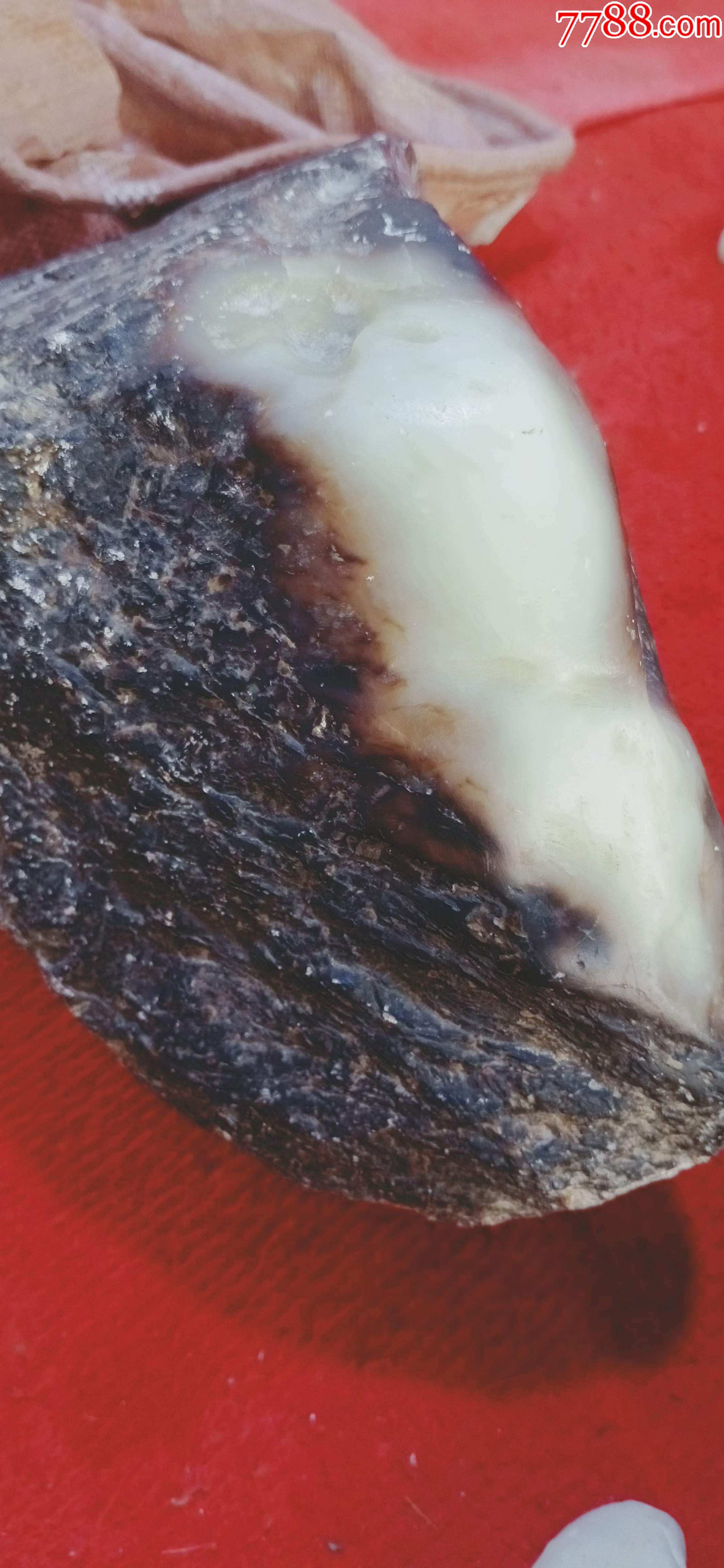 精品和田玉俄料12公斤黑皮白料