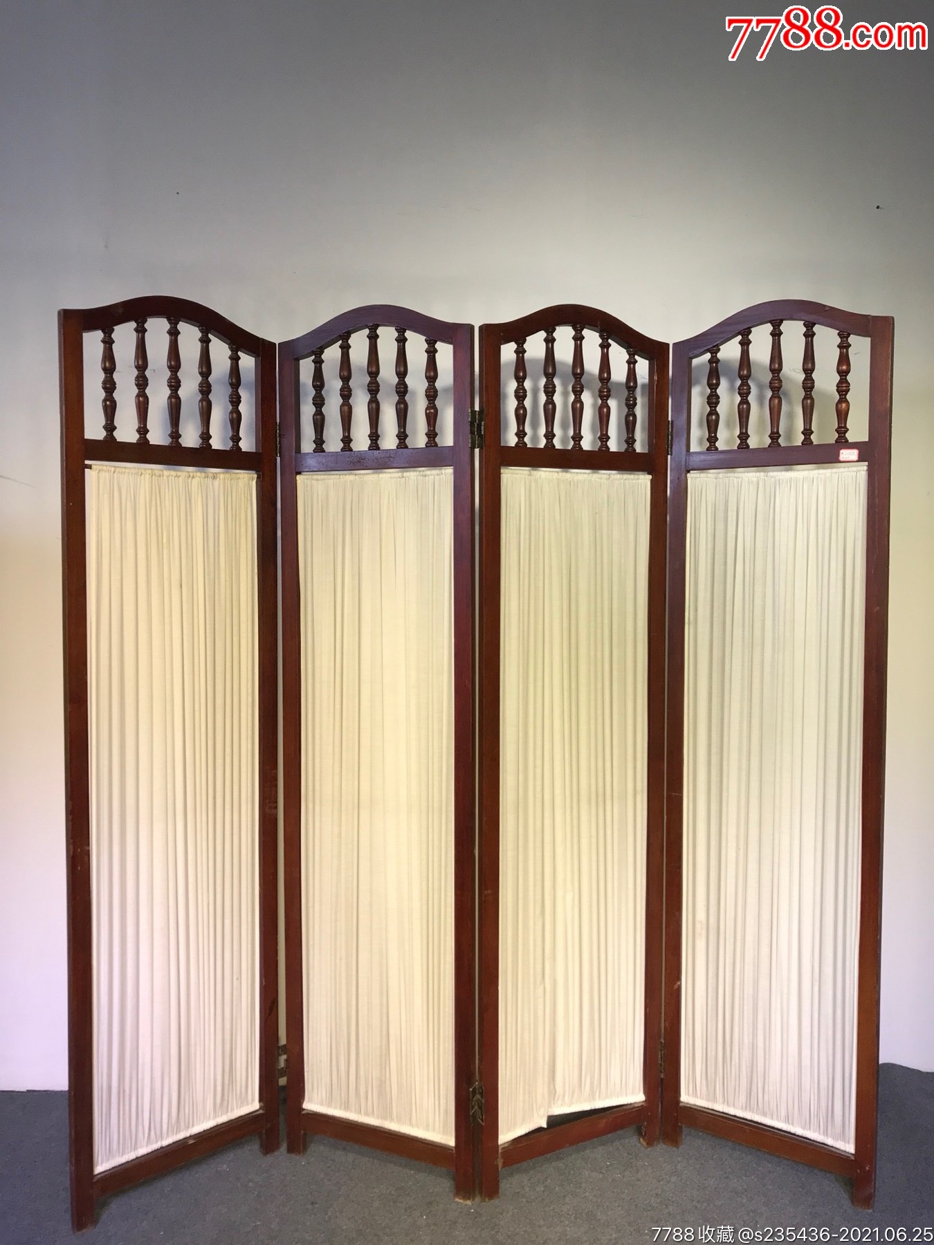 老上海双面绸缎屏风一套4片保存完整框架全柚木实木质地柔和可使用