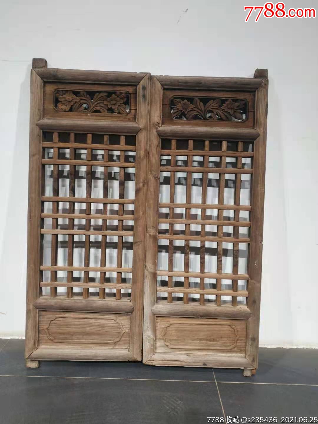 明代:花窗一对:完整尺寸高110宽82