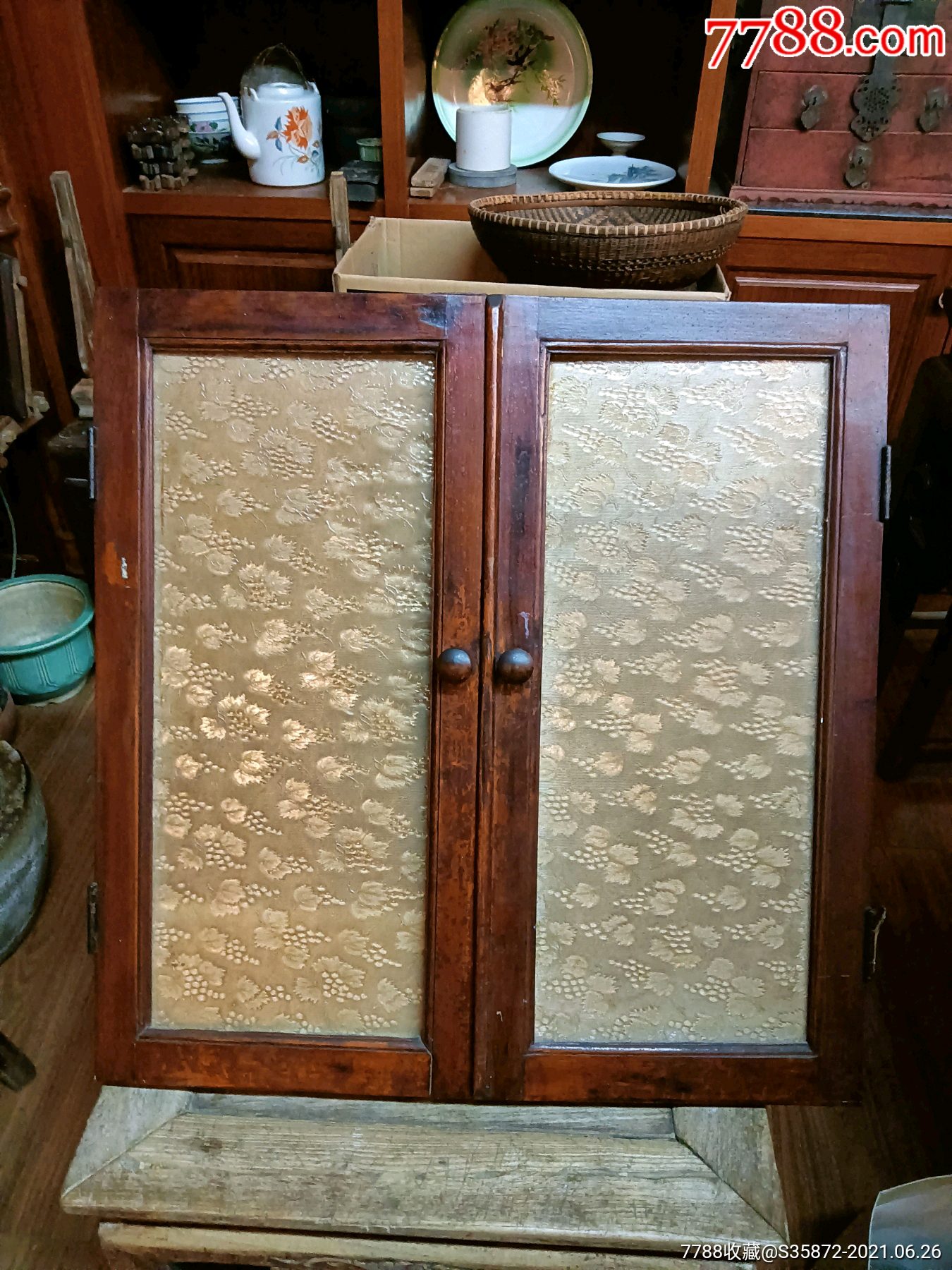 老玻璃柜门一对