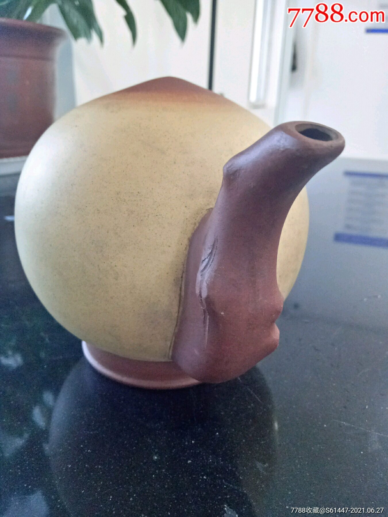 寿桃造型倒流壶-紫砂壶-7788文玩