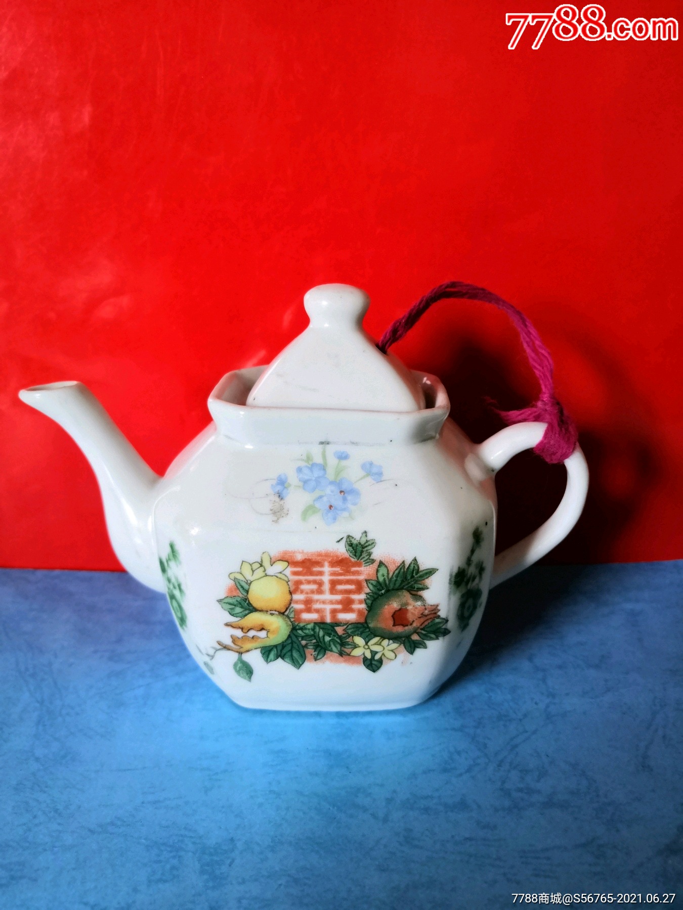 民国名家的红双喜八角小茶壶