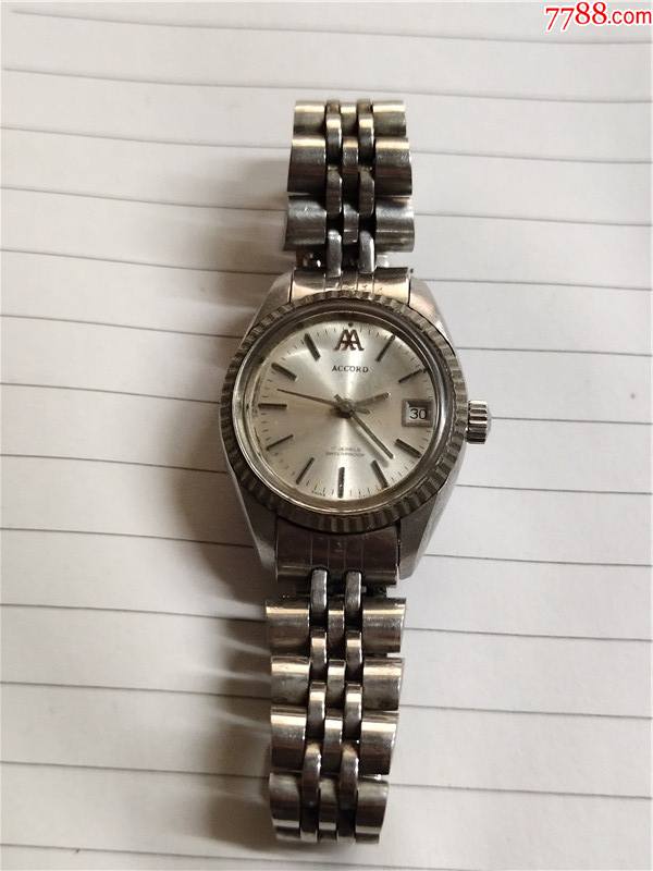 瑞士双a(accord雅阁)单日历女机械表机芯691n