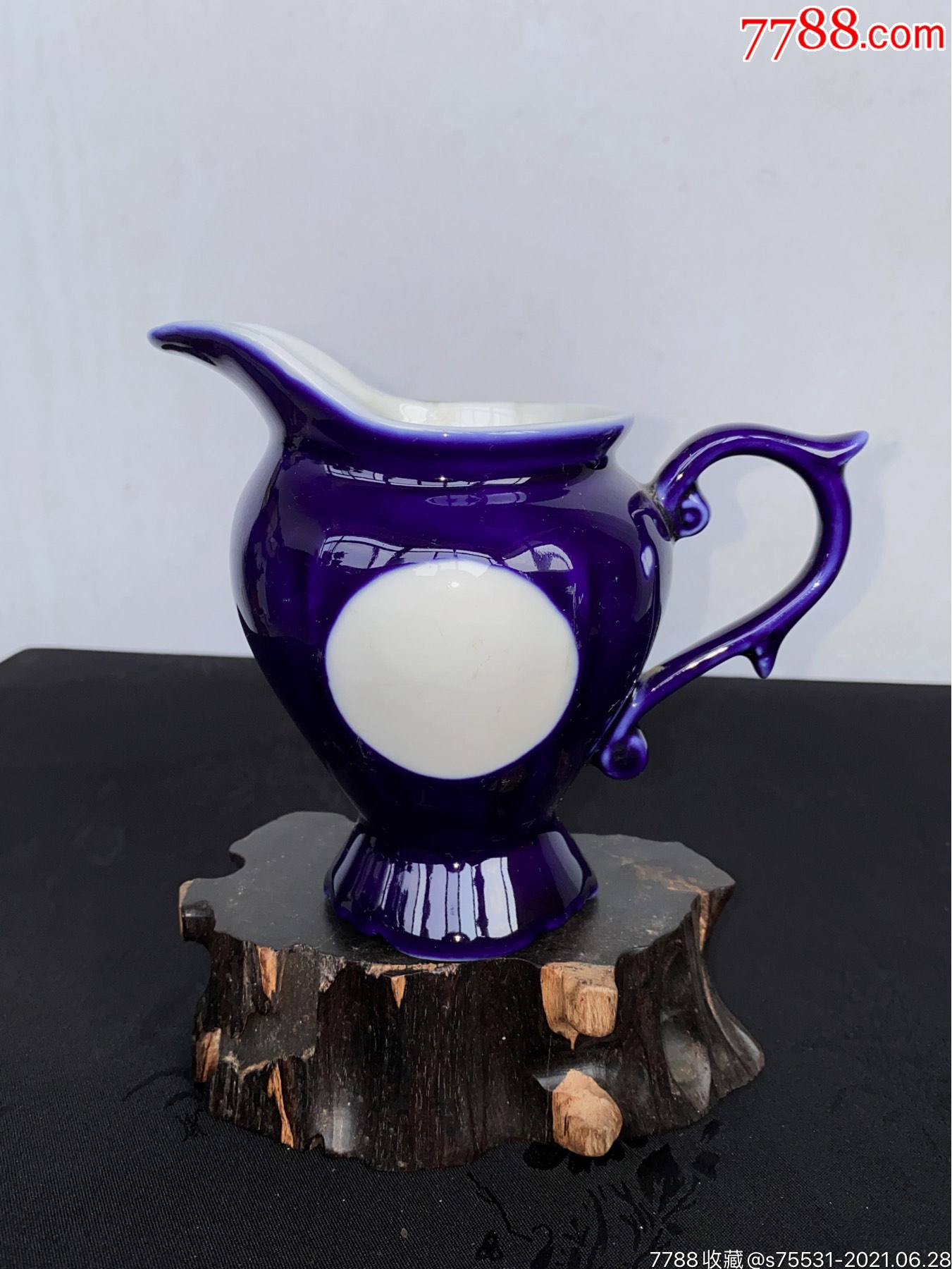 80年代博山陶瓷厂生产出口茄皮紫分茶器公道杯
