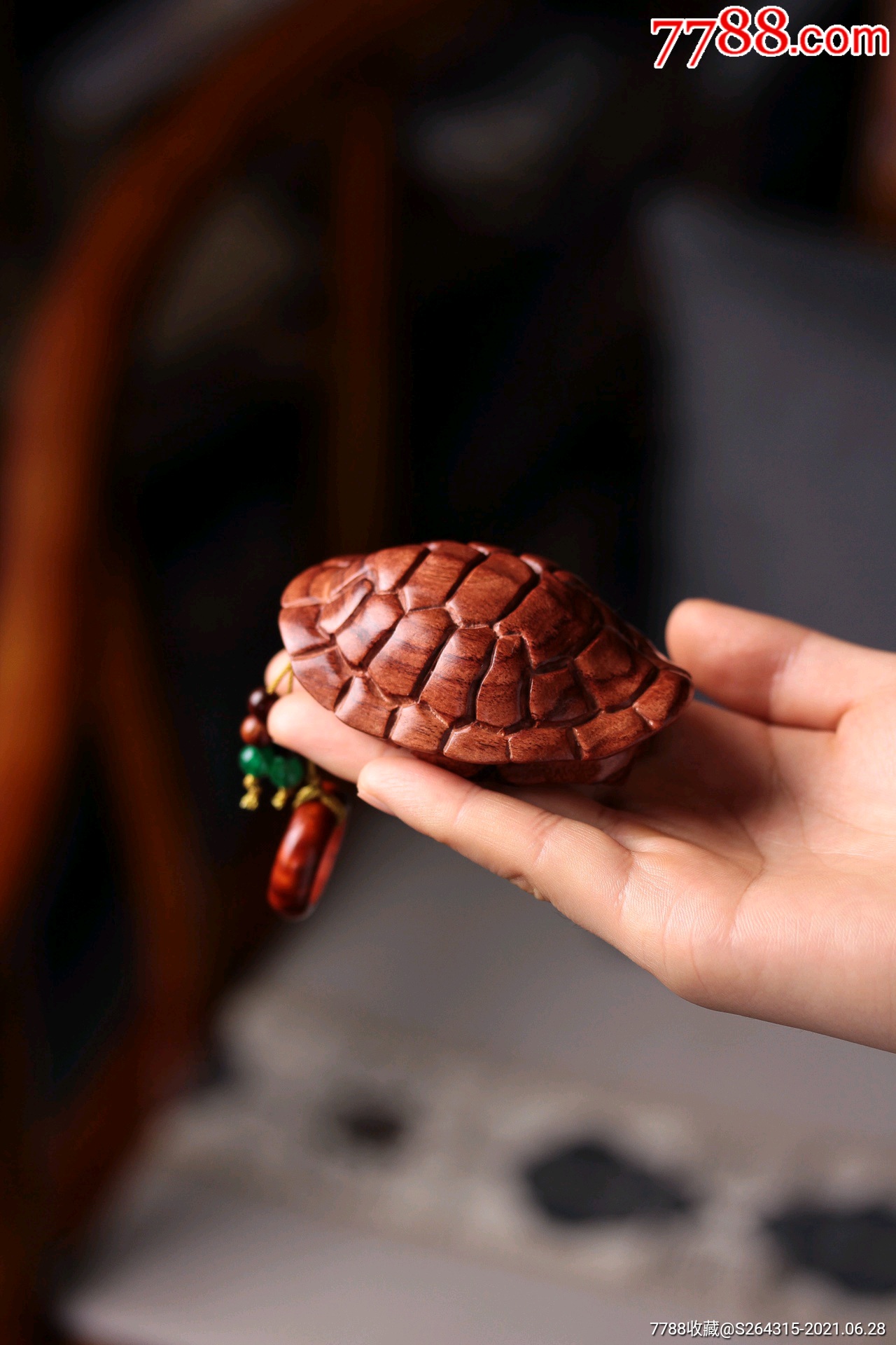 吉祥开运老拗花梨富甲天下招财新品龟甲手把件吊坠木雕手玩小件