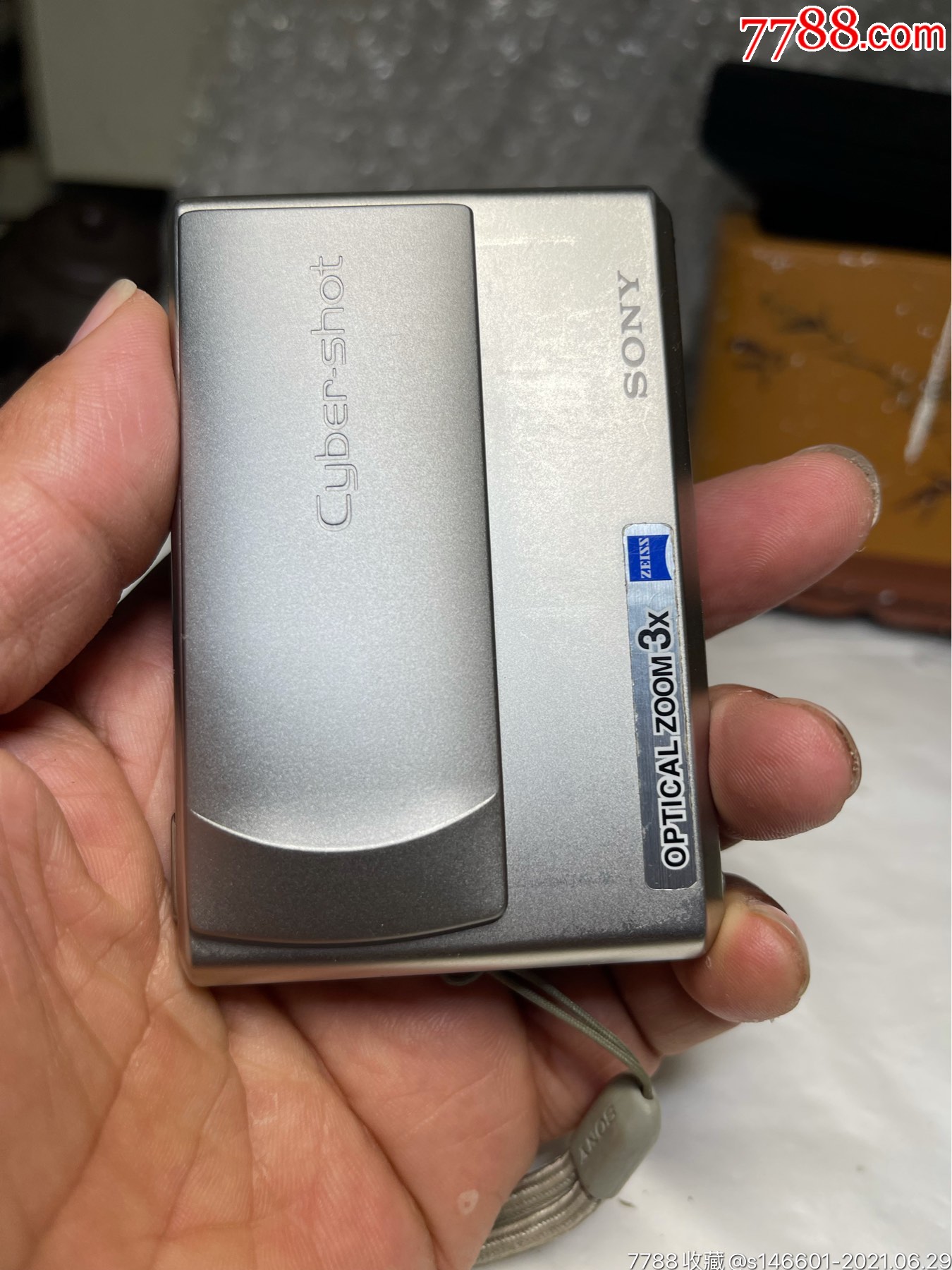 索尼dsc-t1数码相机复古ccd相机成色好,实物图,功能正常使用,带4g内存