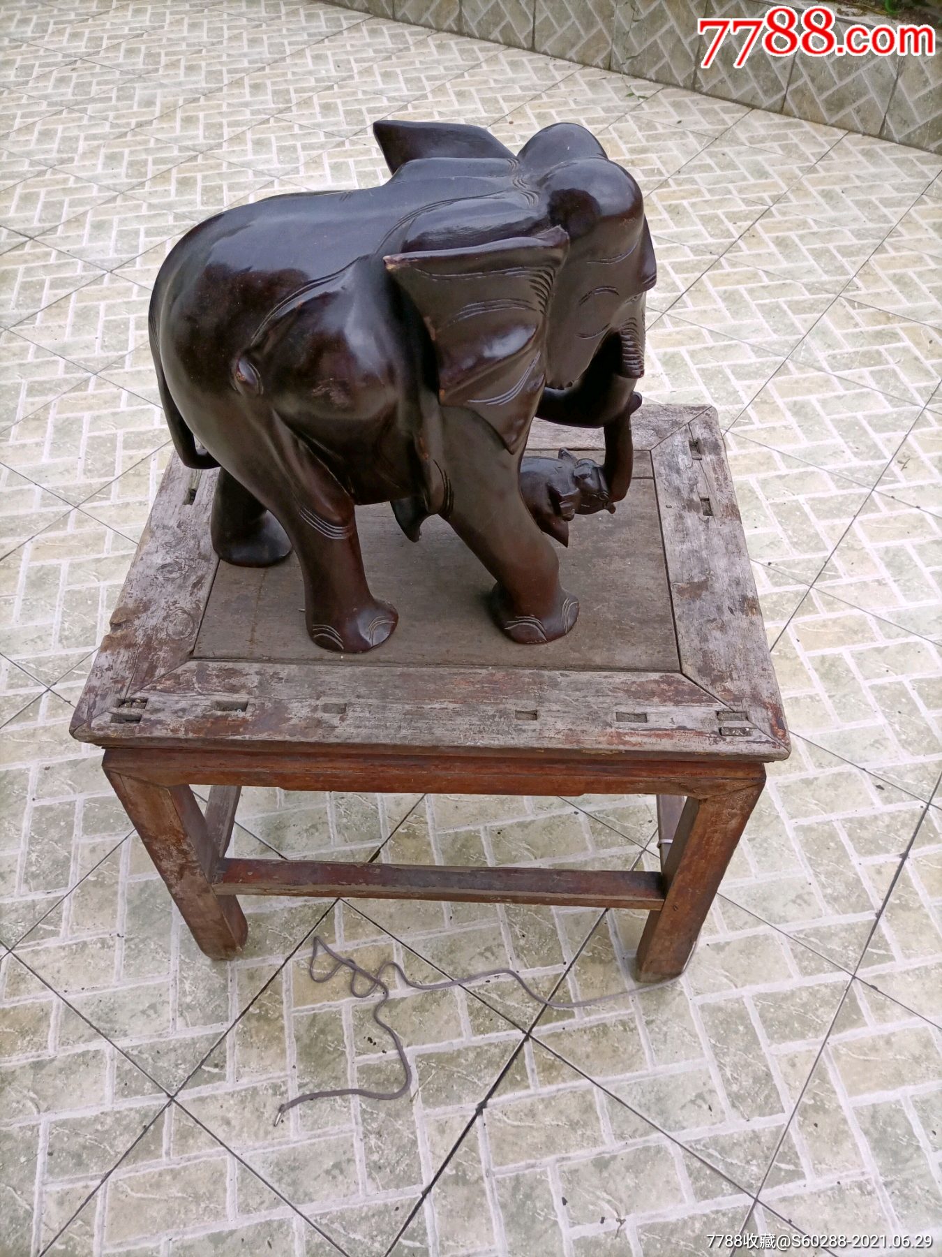 实木雕刻大象子母象木雕大象木质不详子母象高大沉重