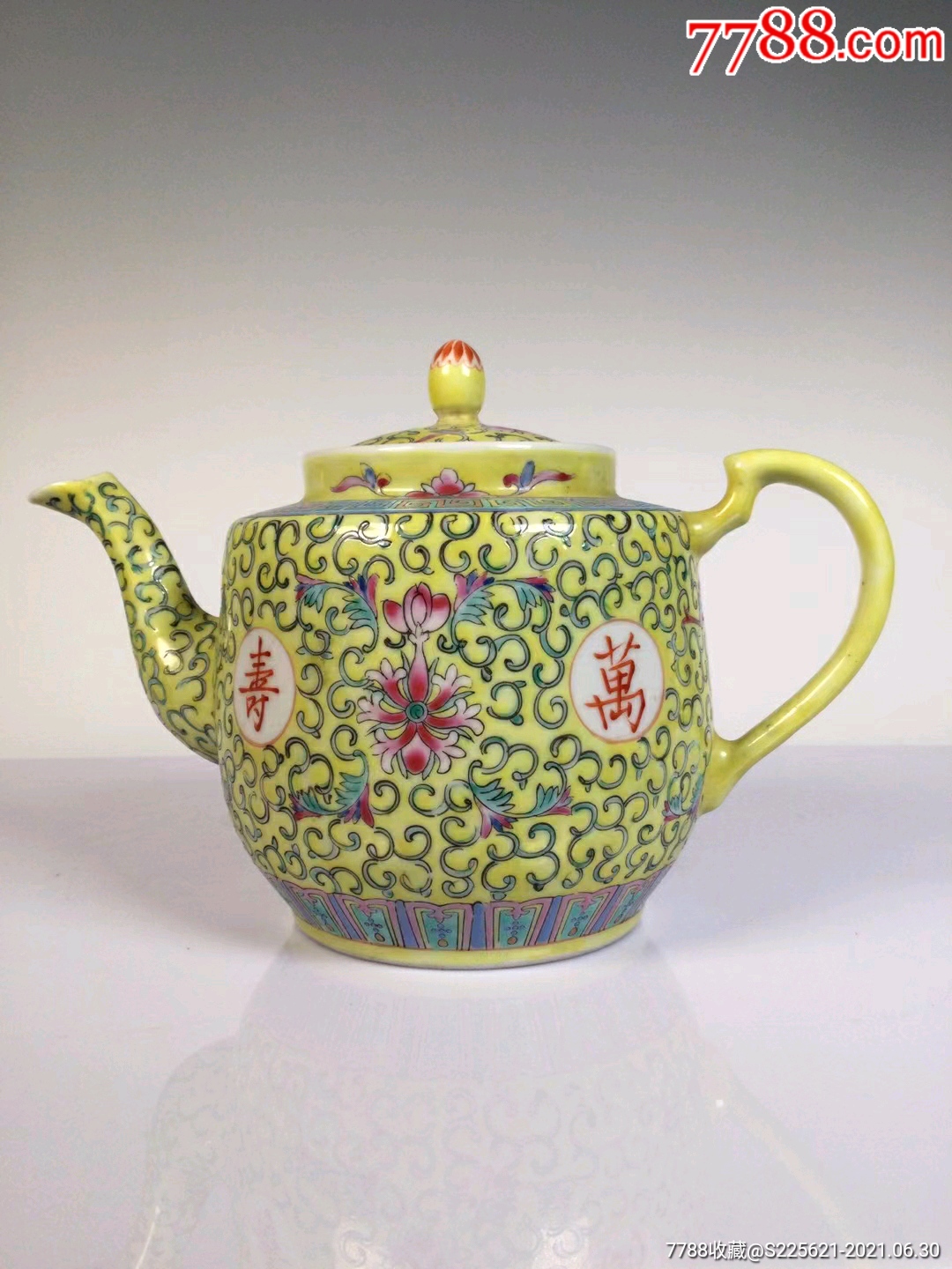 民国粉彩万寿无疆茶壶