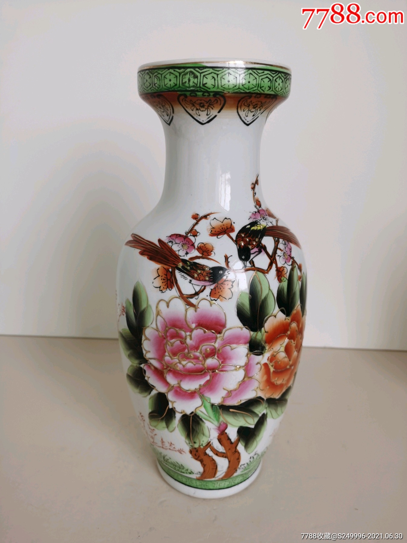 80年代手绘花瓶