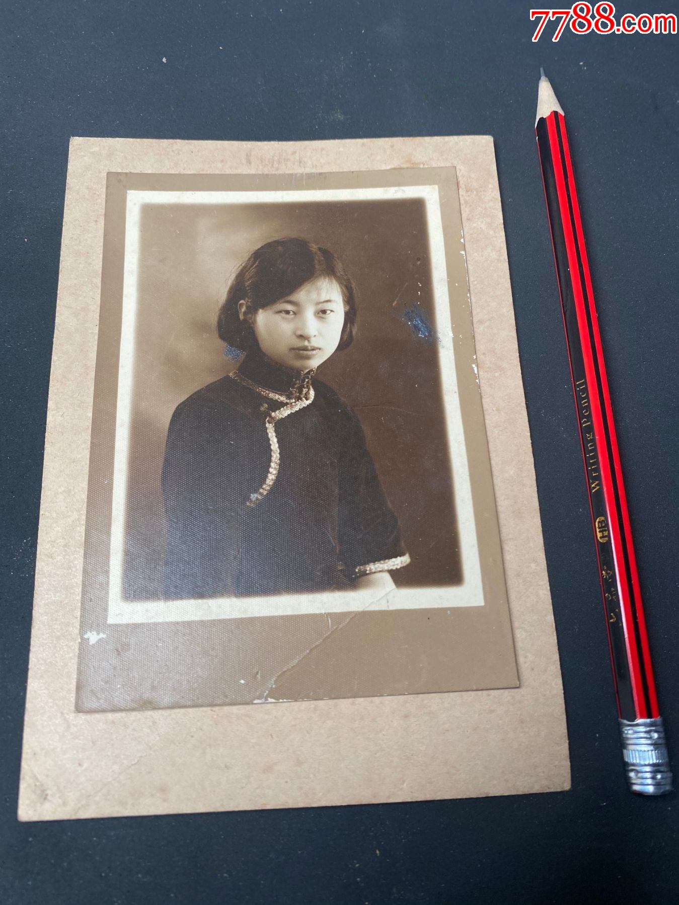 民国旗袍气质美女相片_老照片_第1张_7788书籍