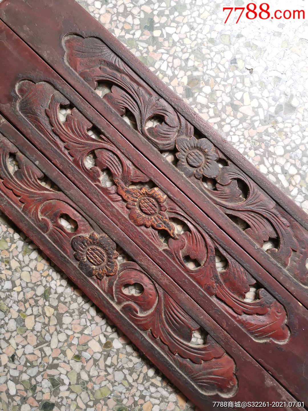 首页 零售 木雕花板 >> 花板一套三块滚动鼠标滚