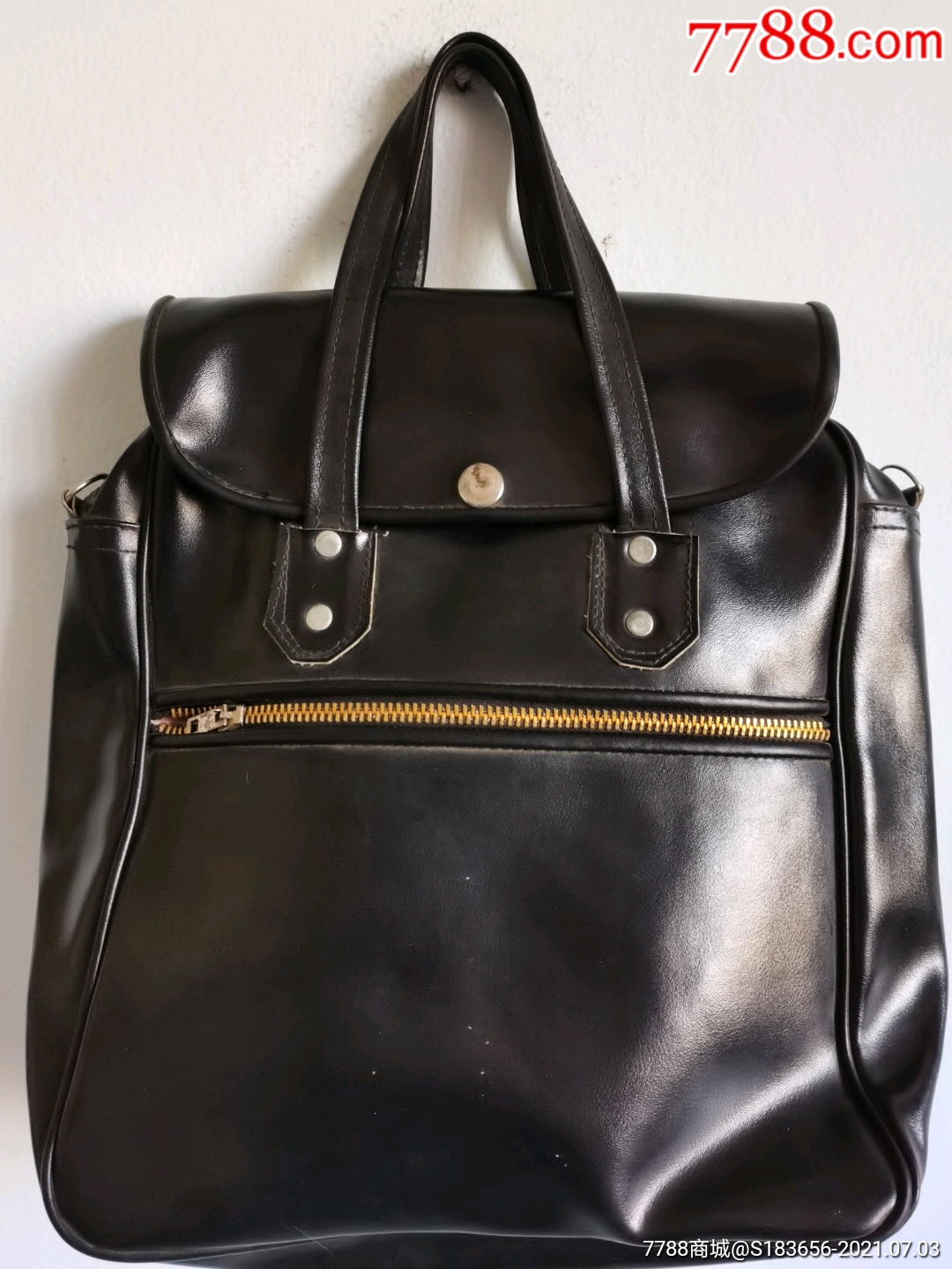 老式女款手提包