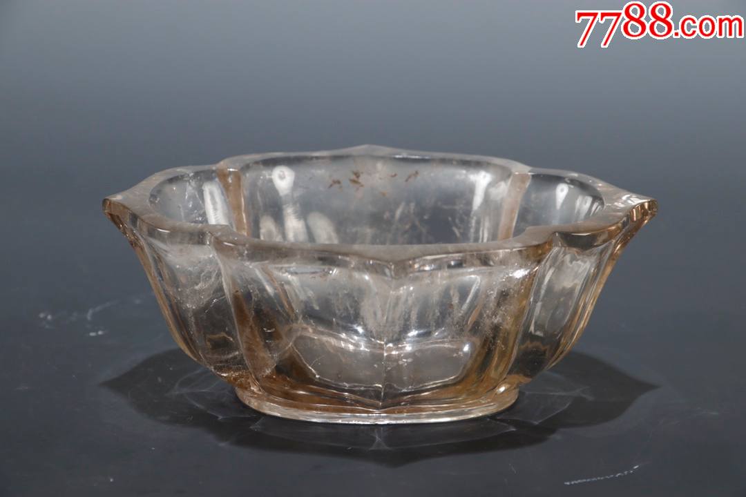 旧藏老水晶花菱碗