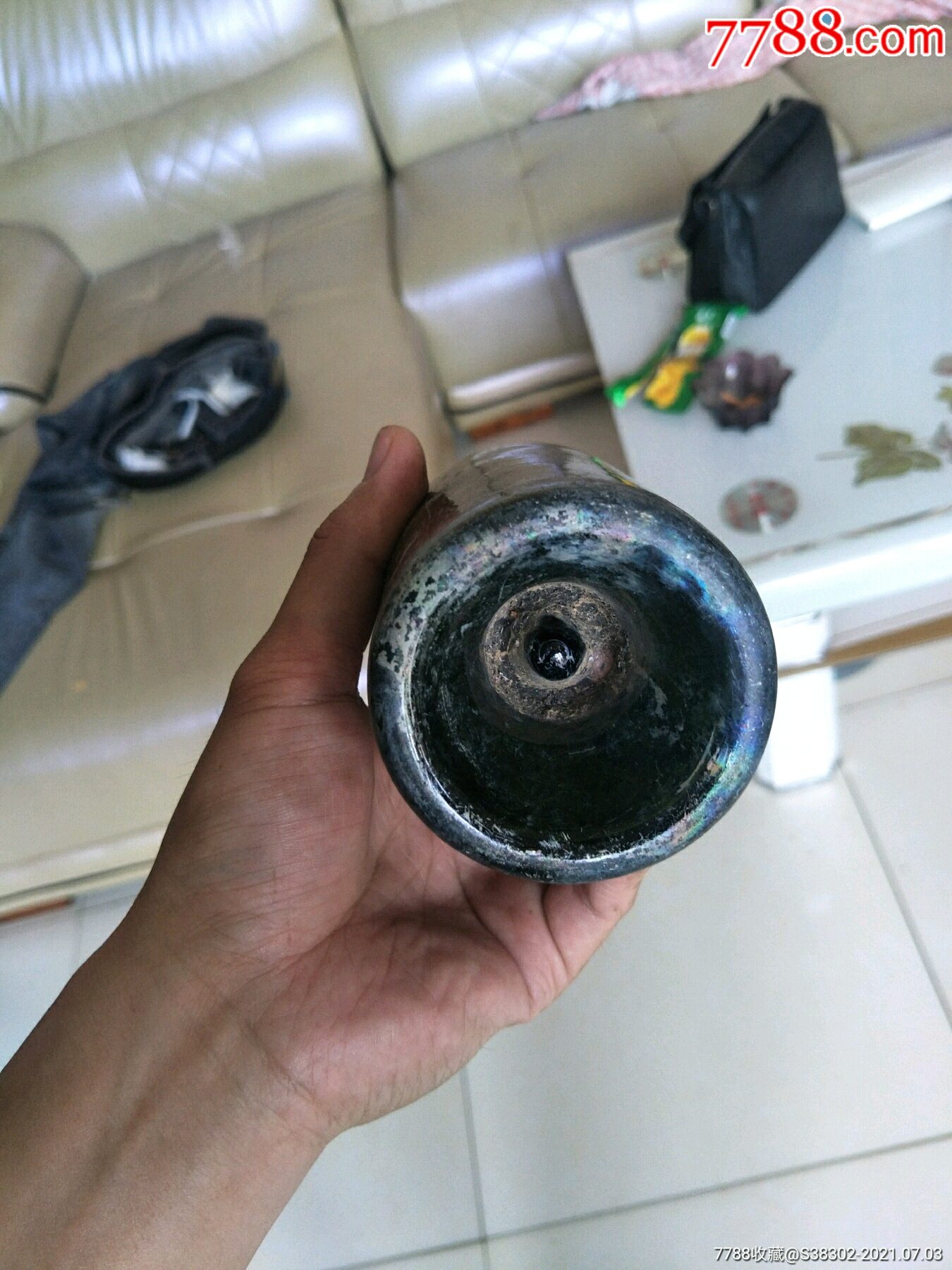 元代琉璃瓶玻璃瓶像极了今天的啤酒瓶子元代酒瓶酒文化佛教用品