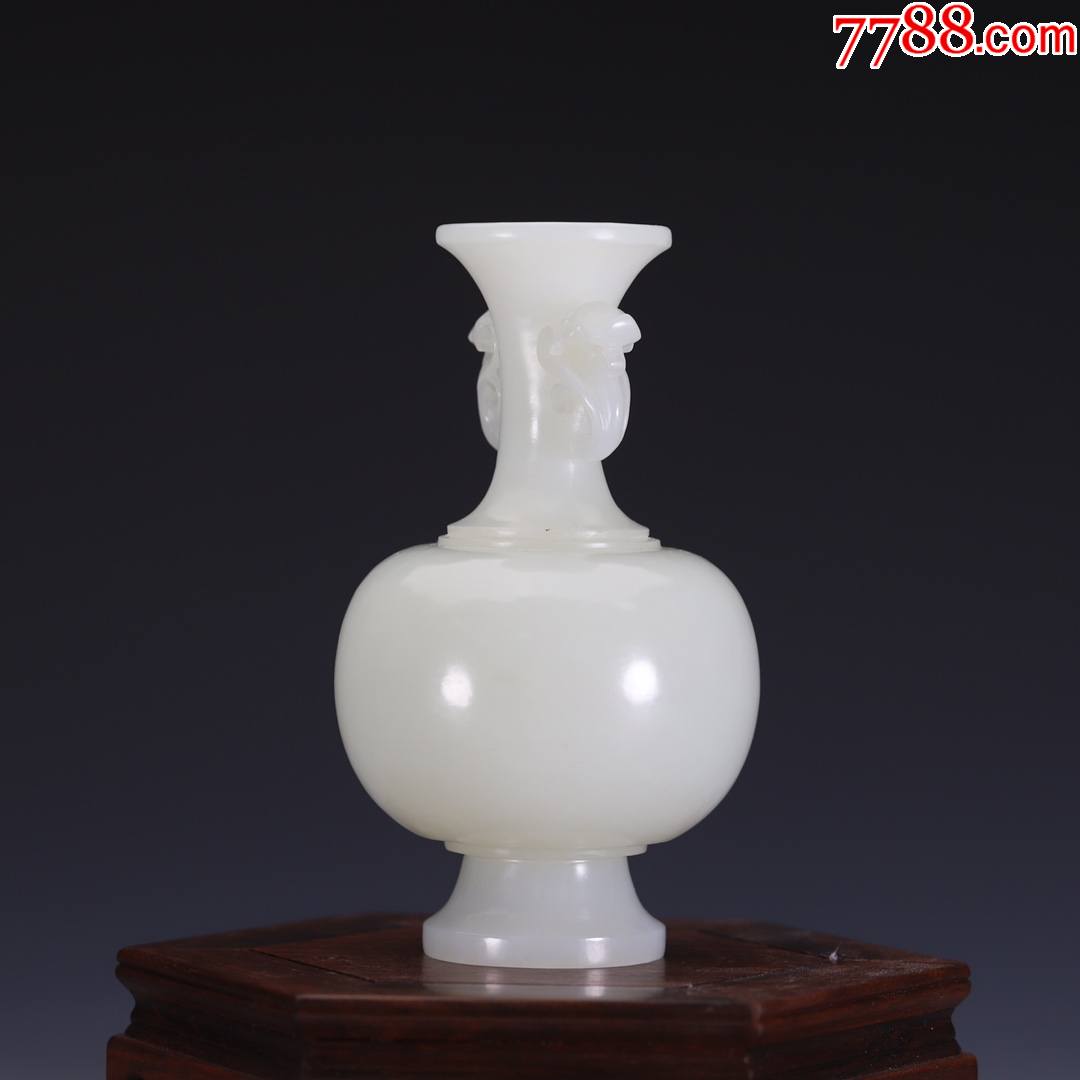 和田白玉双耳长颈瓶