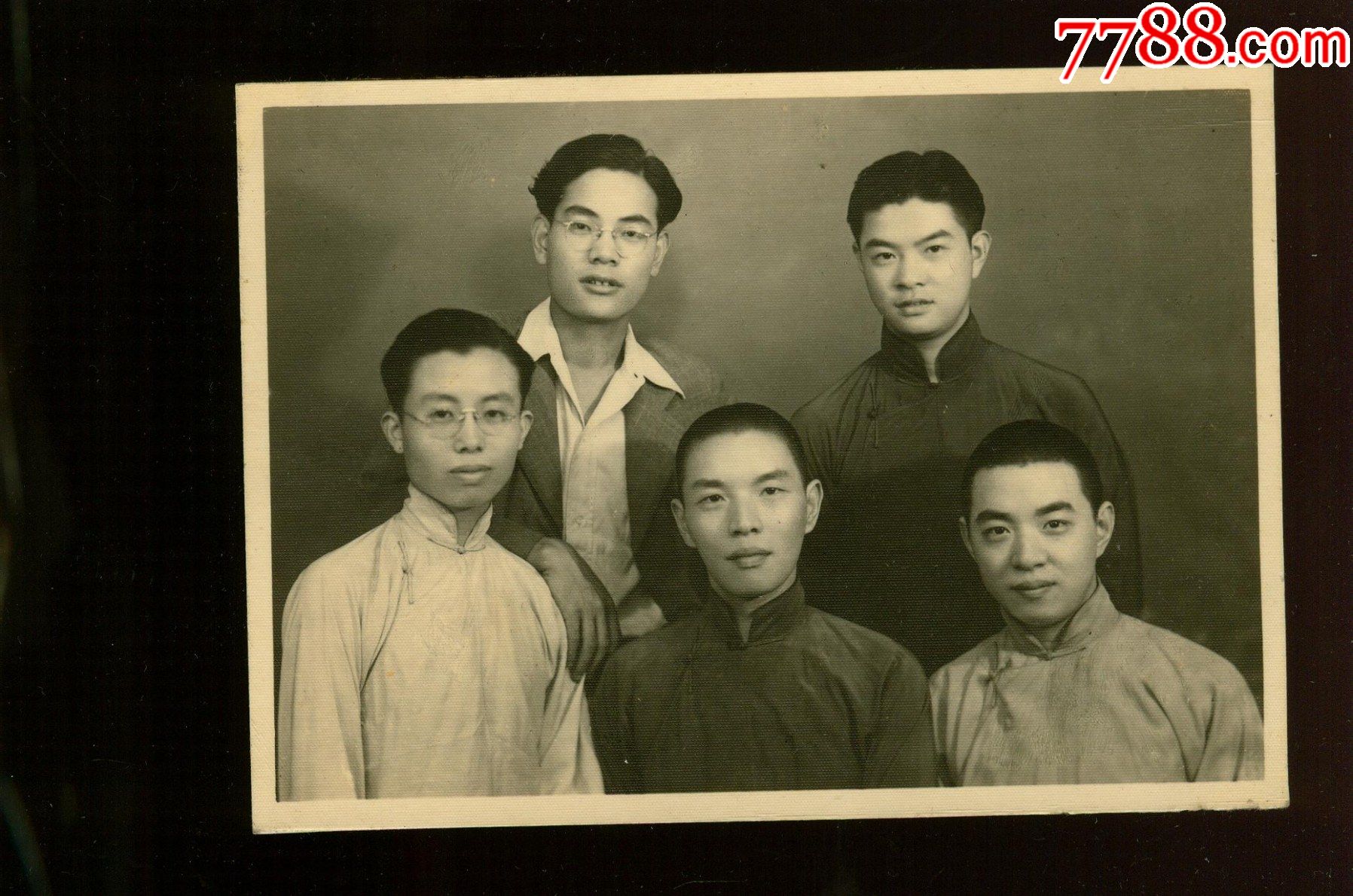 民国男子合影,照片尺寸14x10_老照片_图片价格_收藏鉴定_7788钱币网