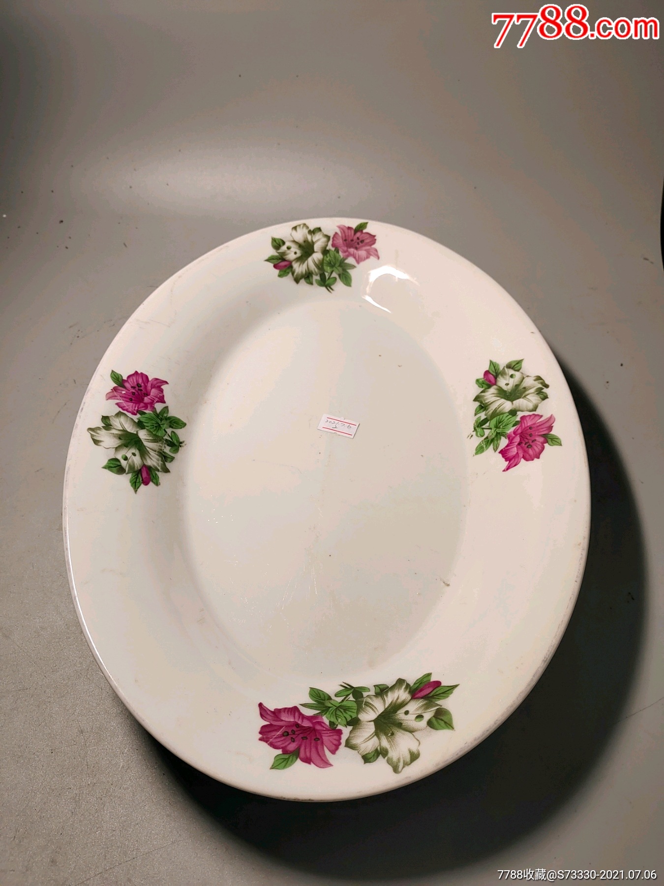 创汇期山东临沂陶瓷厂36厘米花卉椭圆形大盘子2