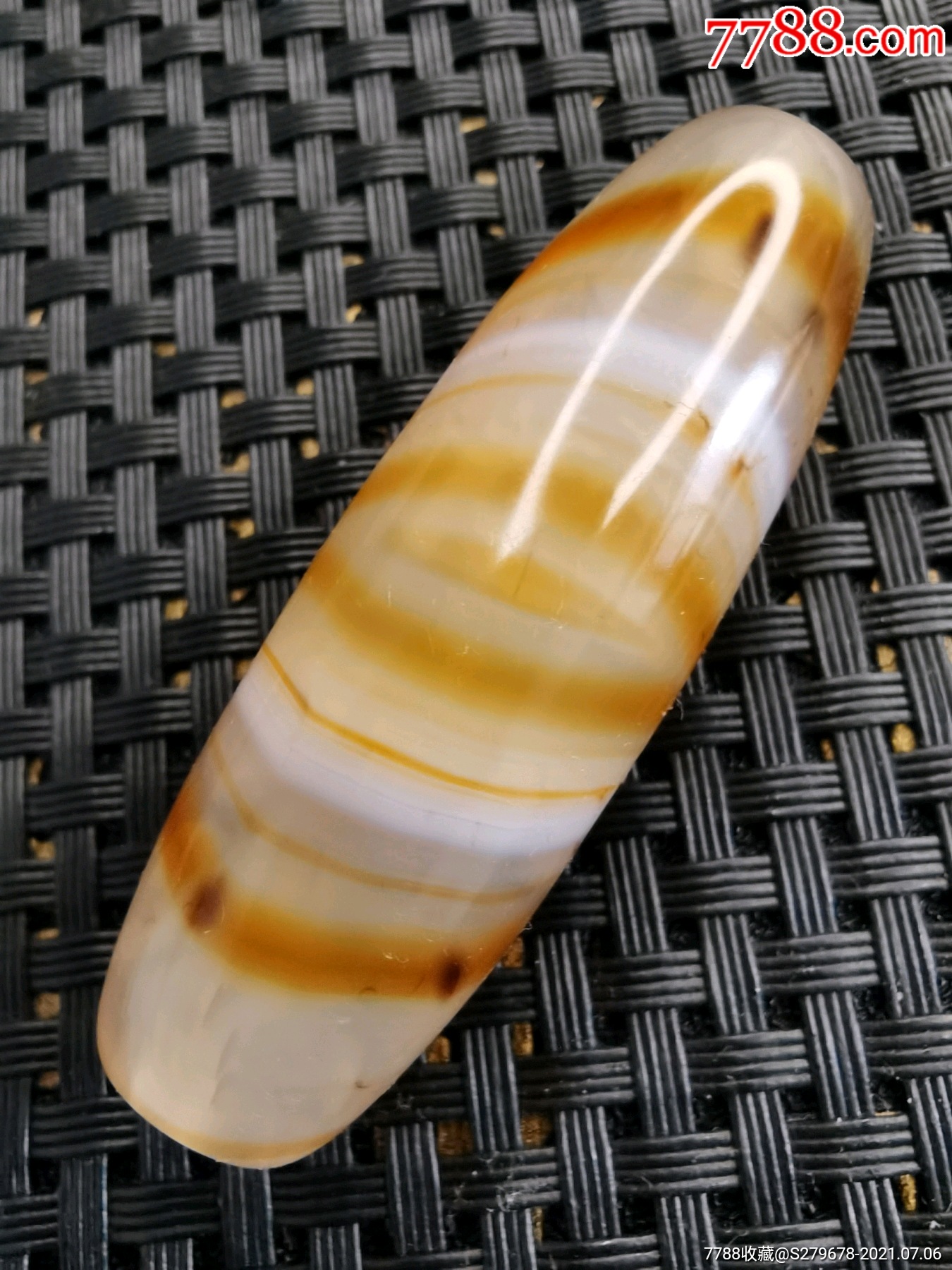 天然龙纹玛瑙单眼勒子