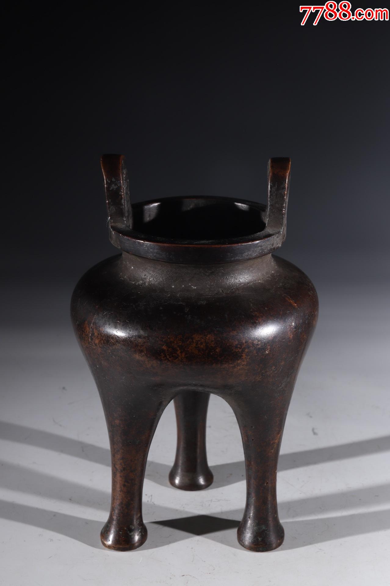 铜制冲天耳香炉