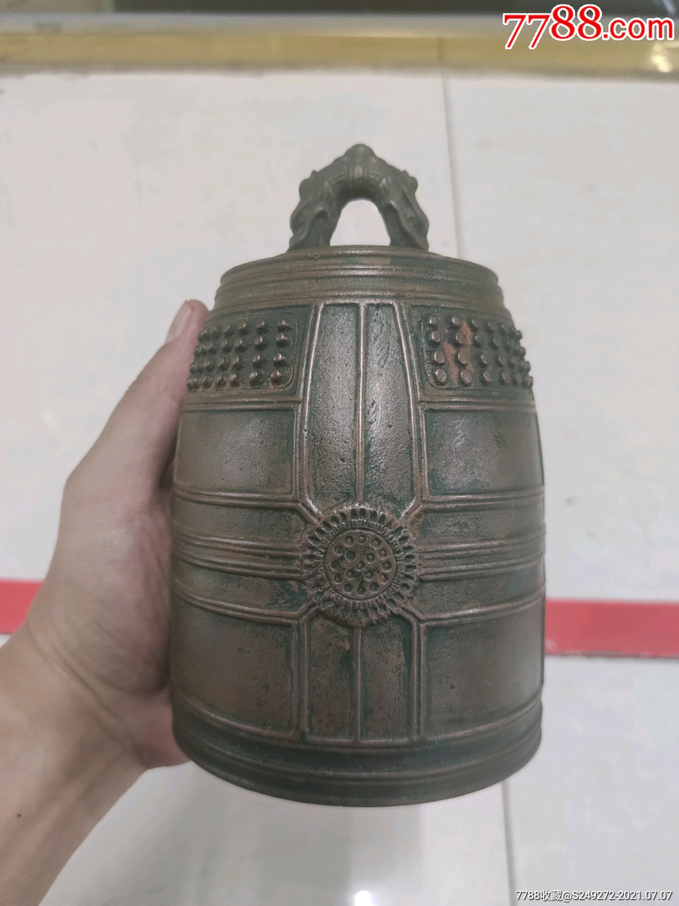 明代文房青铜悬钟