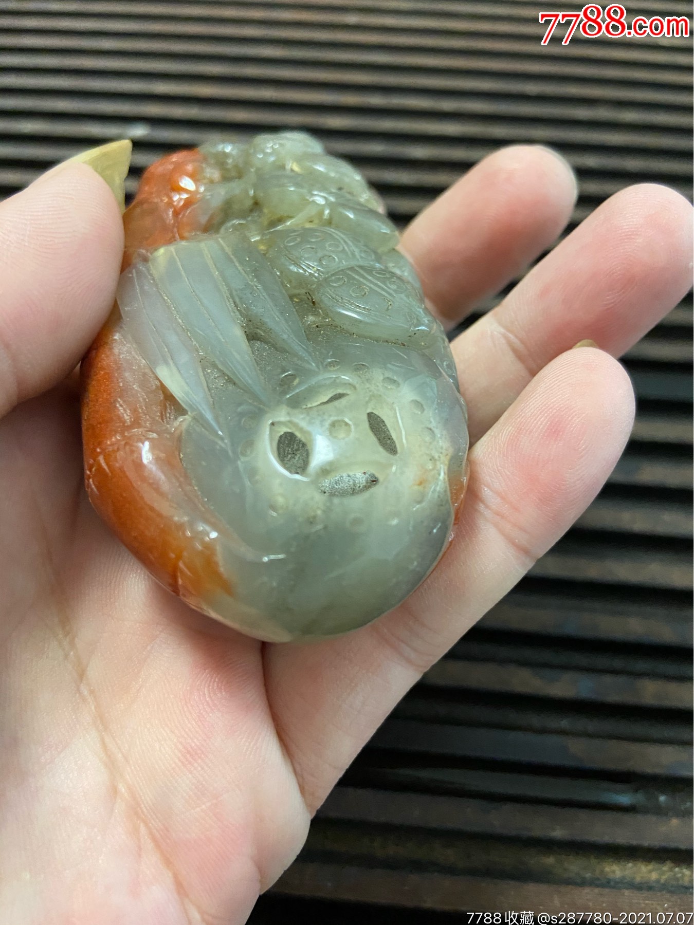 玛瑙手把件福在眼前