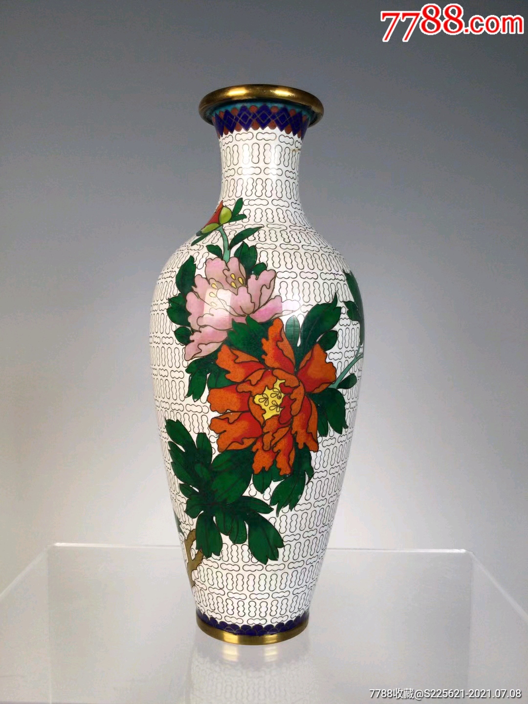 解放初期白地牡丹花纹景泰蓝柳叶瓶_价格3600元_第1张_7788收藏__收藏