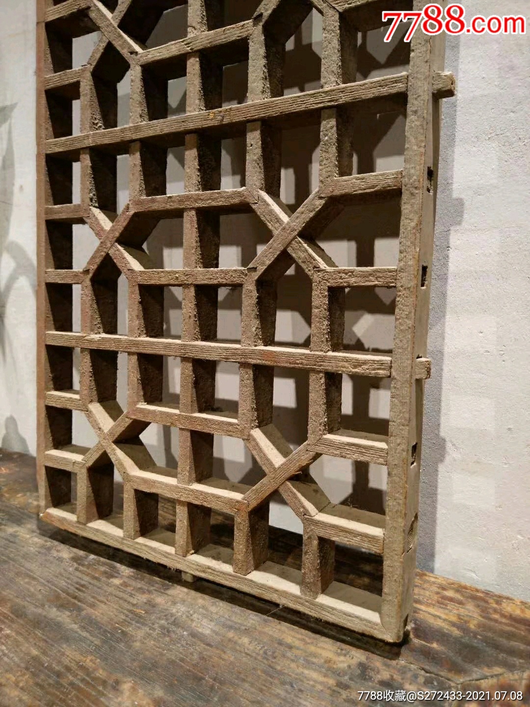 下乡收老花窗年久风化入肌杉木纯手工卯榫拼接工艺制式精美完整装修