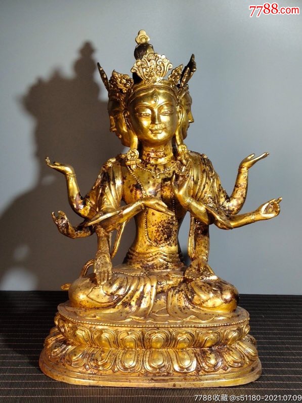 纯铜鎏金精工铸造三面八臂观音菩萨供像