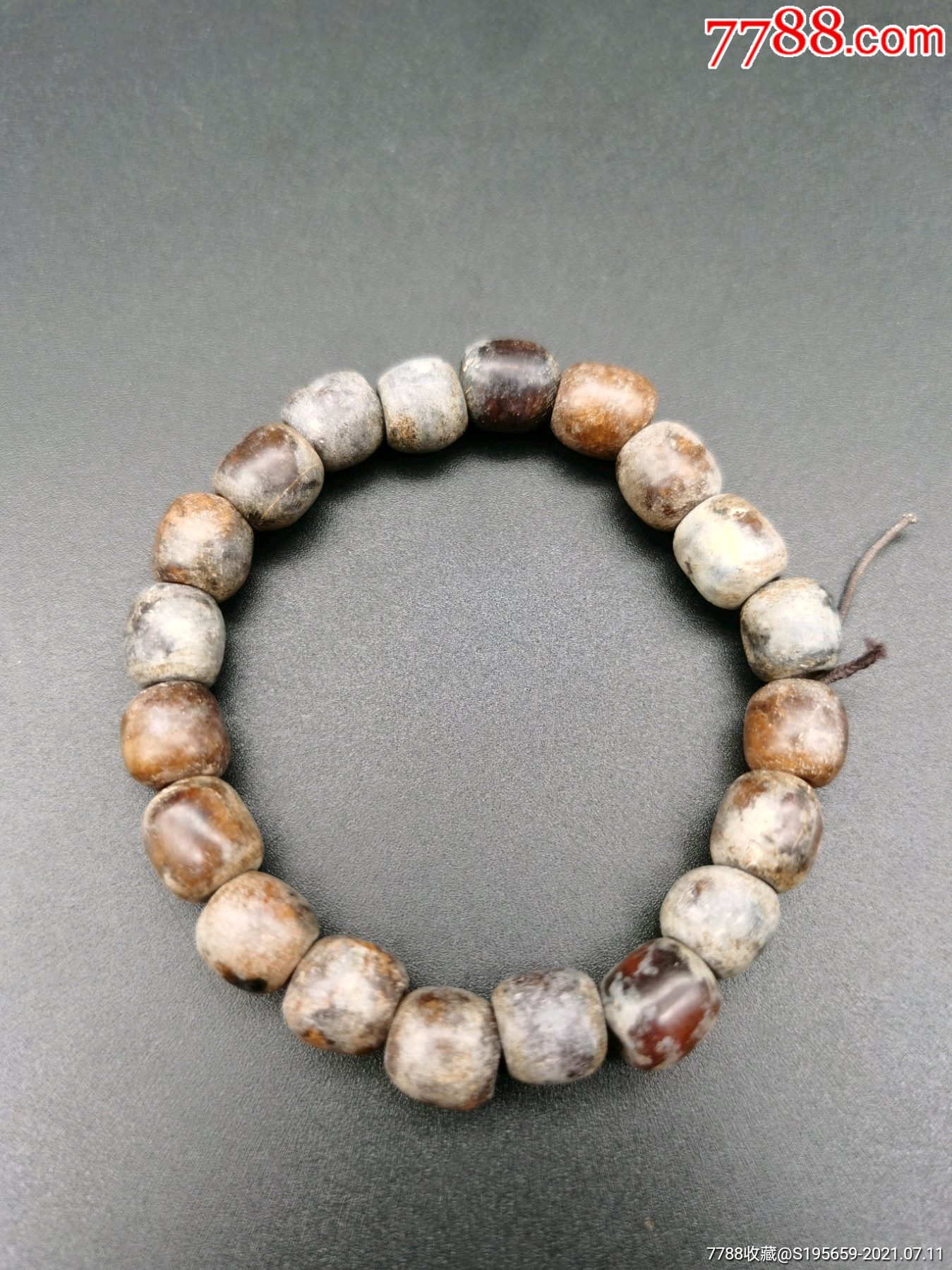 良渚文化玉器玉珠串