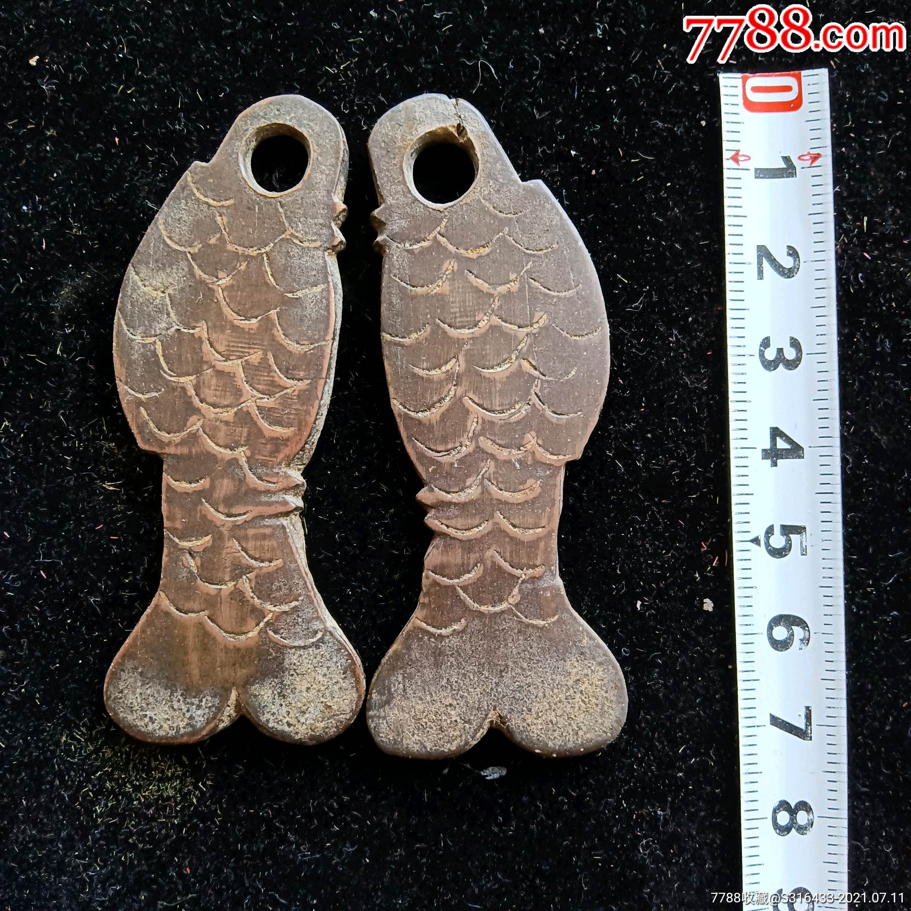 清代铜装饰件铜鱼一对