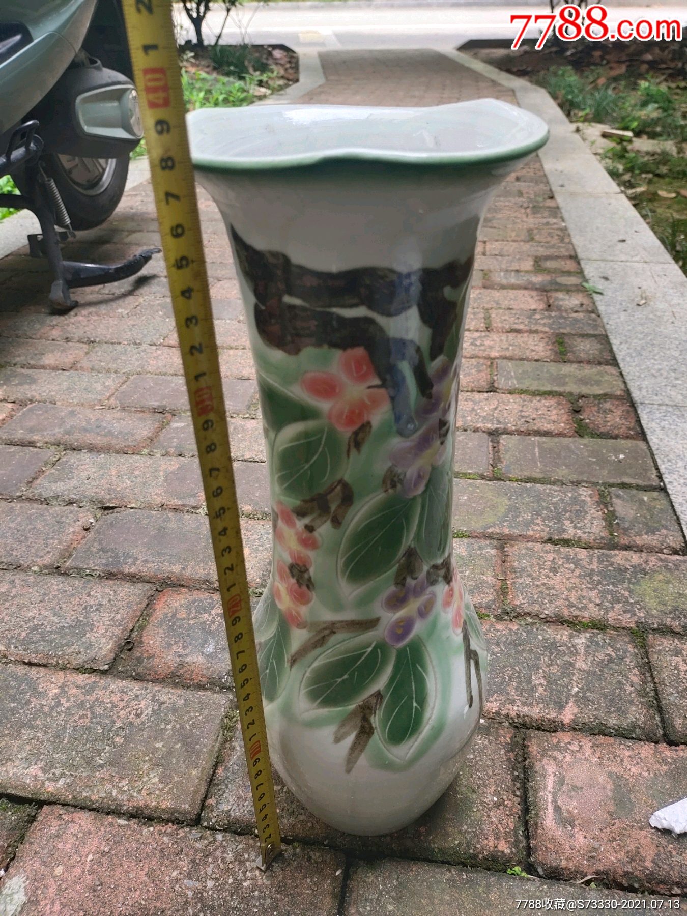 90年代以后景德镇花瓶一只
