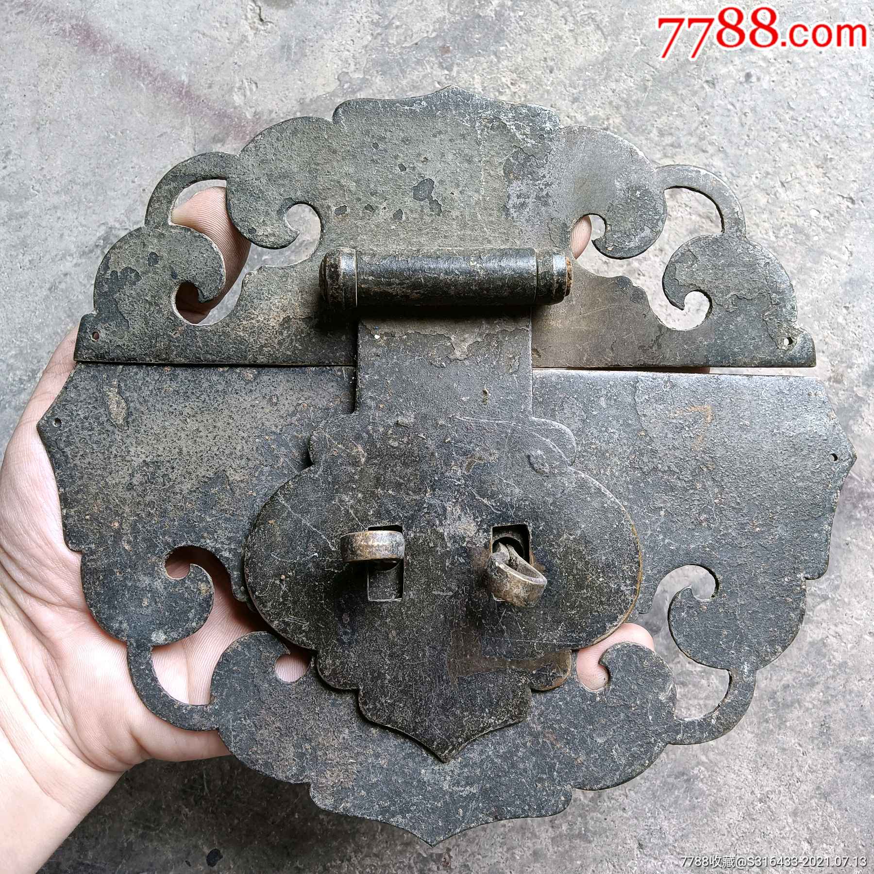 清末铜柜门饰件一套