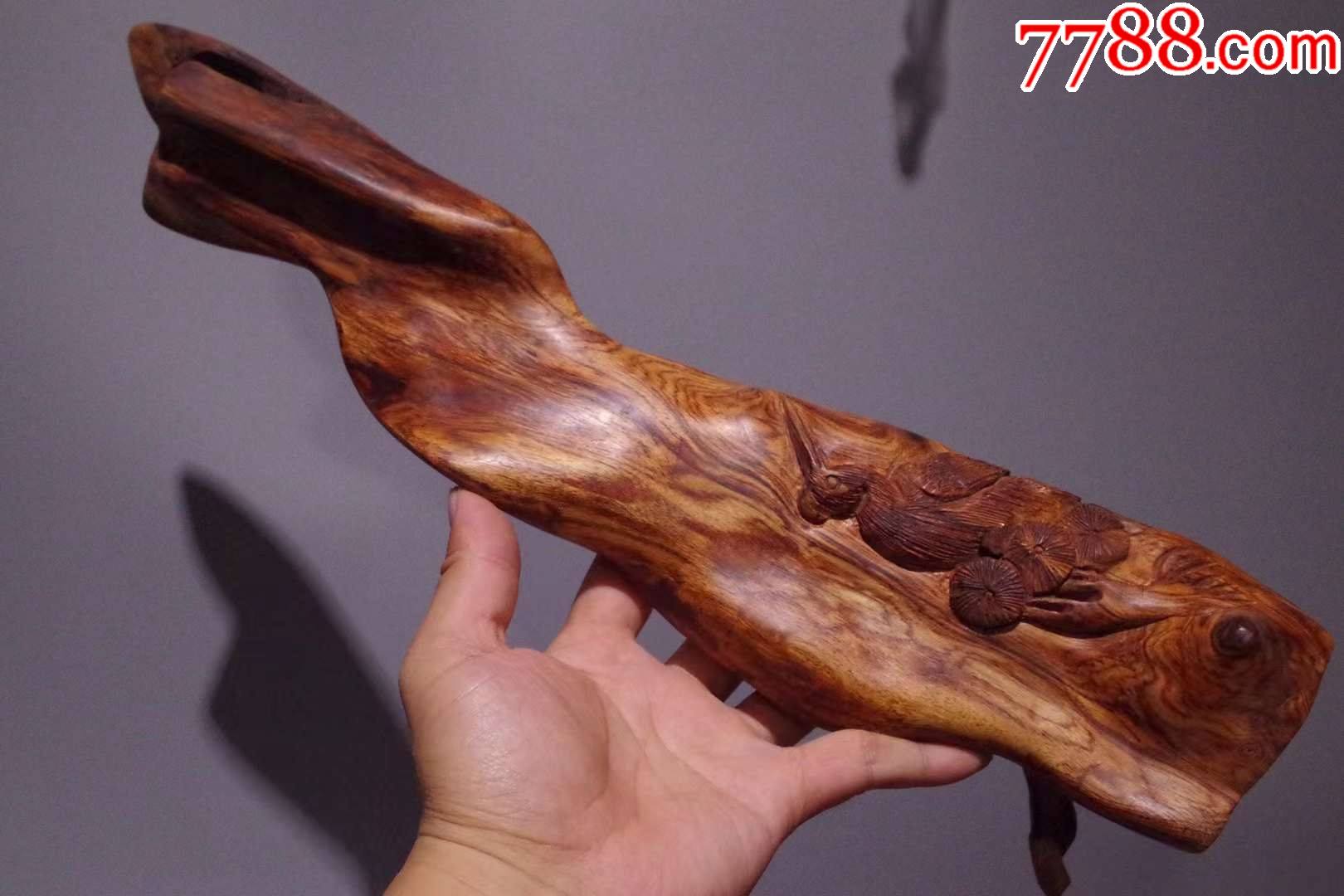 黄花梨根雕"福到钱到"把件