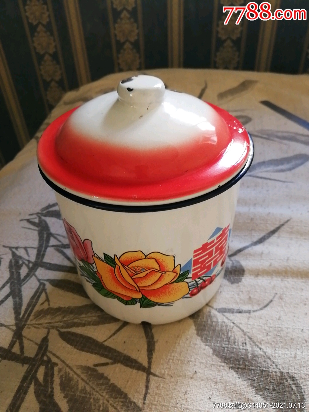 "喜"字搪瓷缸子