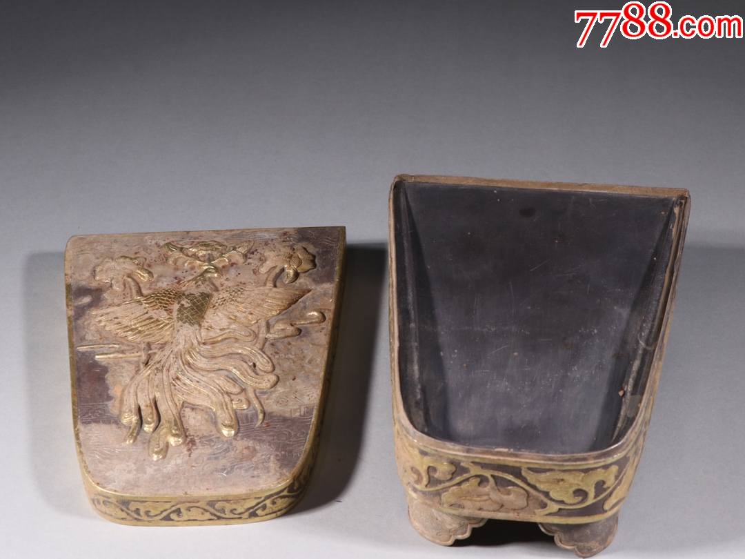 唐代银鎏金凤纹歙砚一方