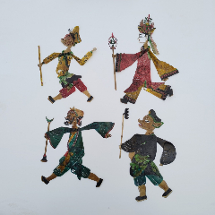 旧藏牛皮制西游记师徒四人皮影