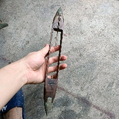 清末带双款镶铜木梭