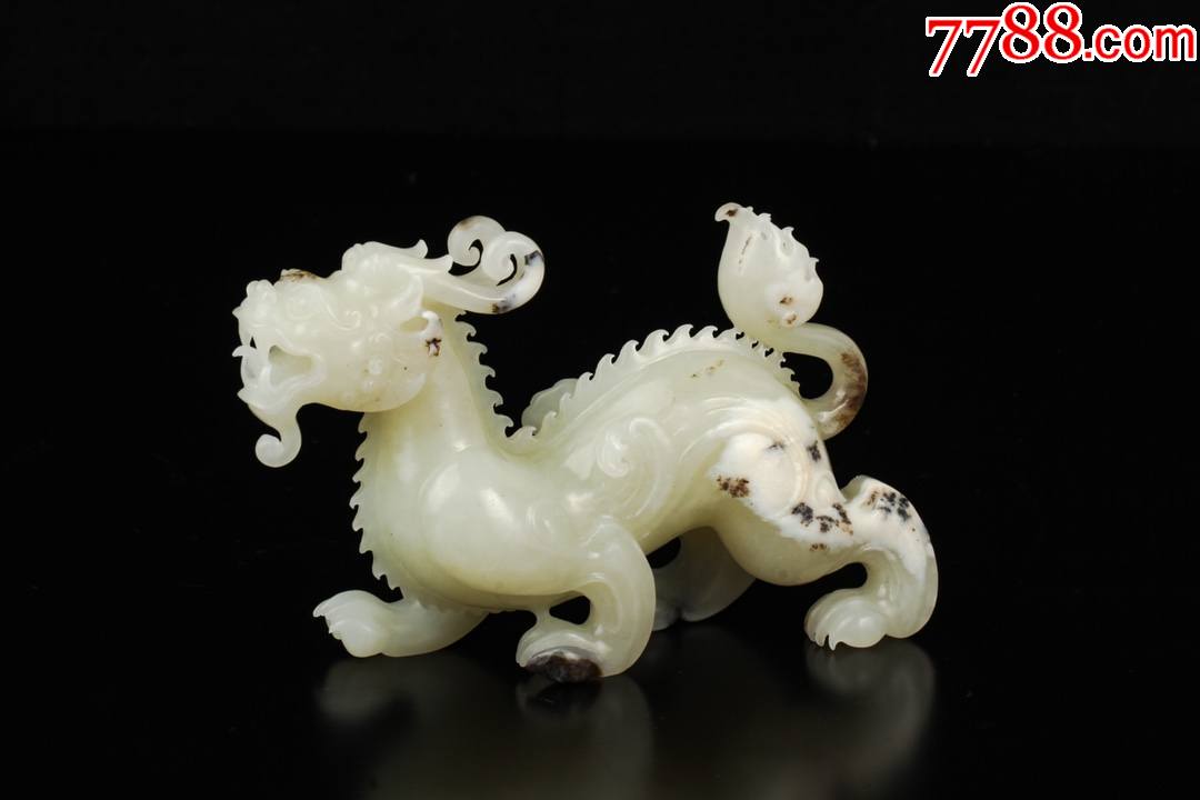 和田玉龙摆件