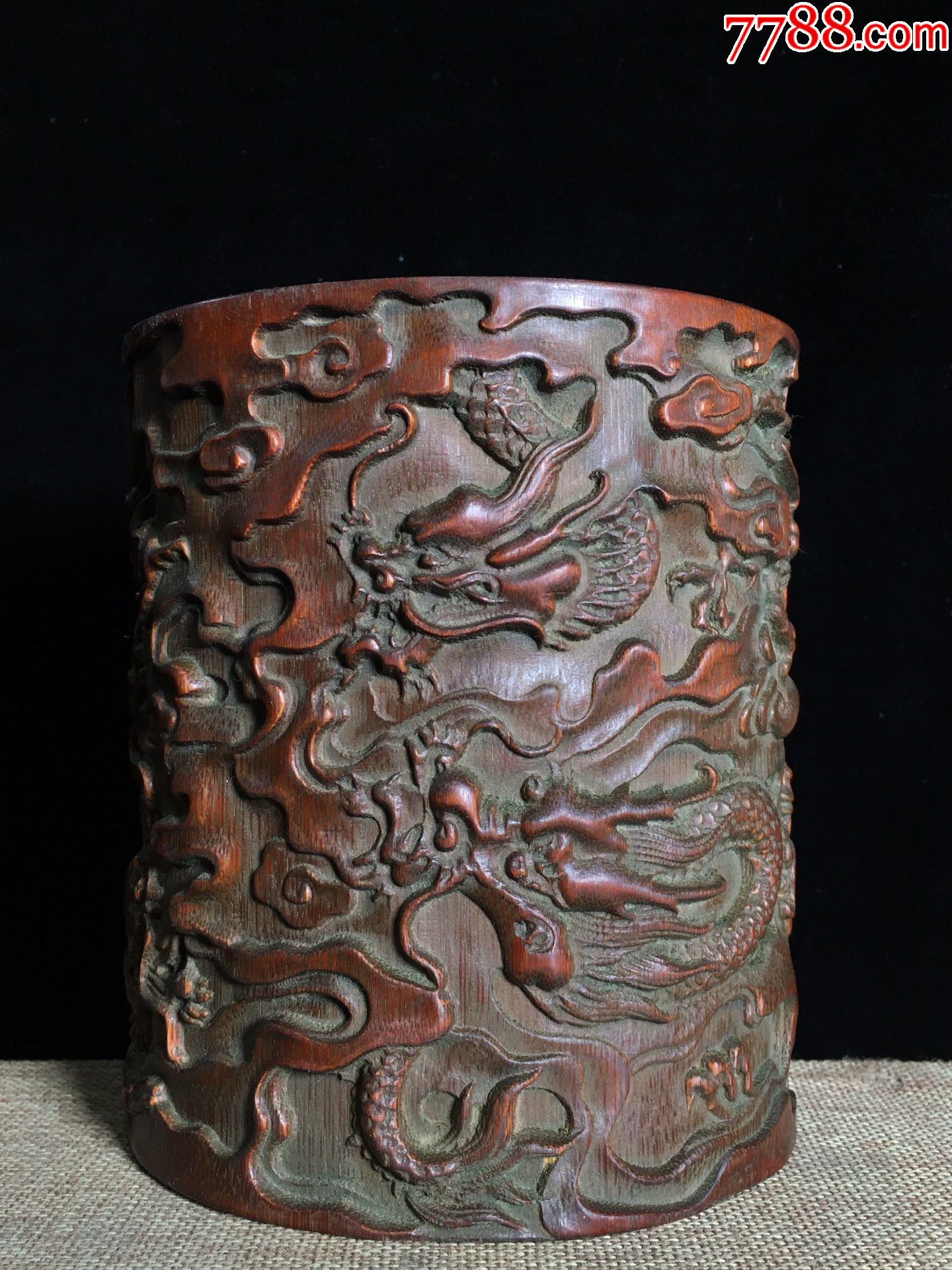 竹雕手工雕刻九龙笔筒文房摆件