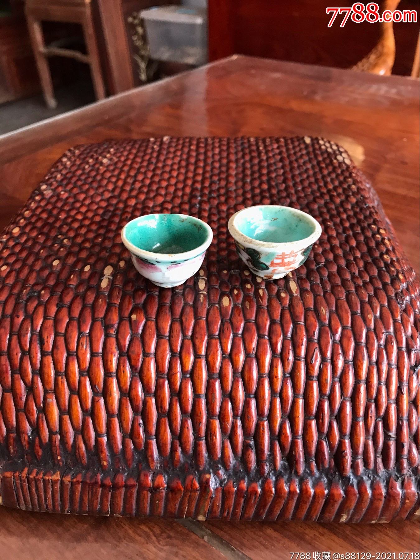 雍正小酒杯牛眼小酒杯