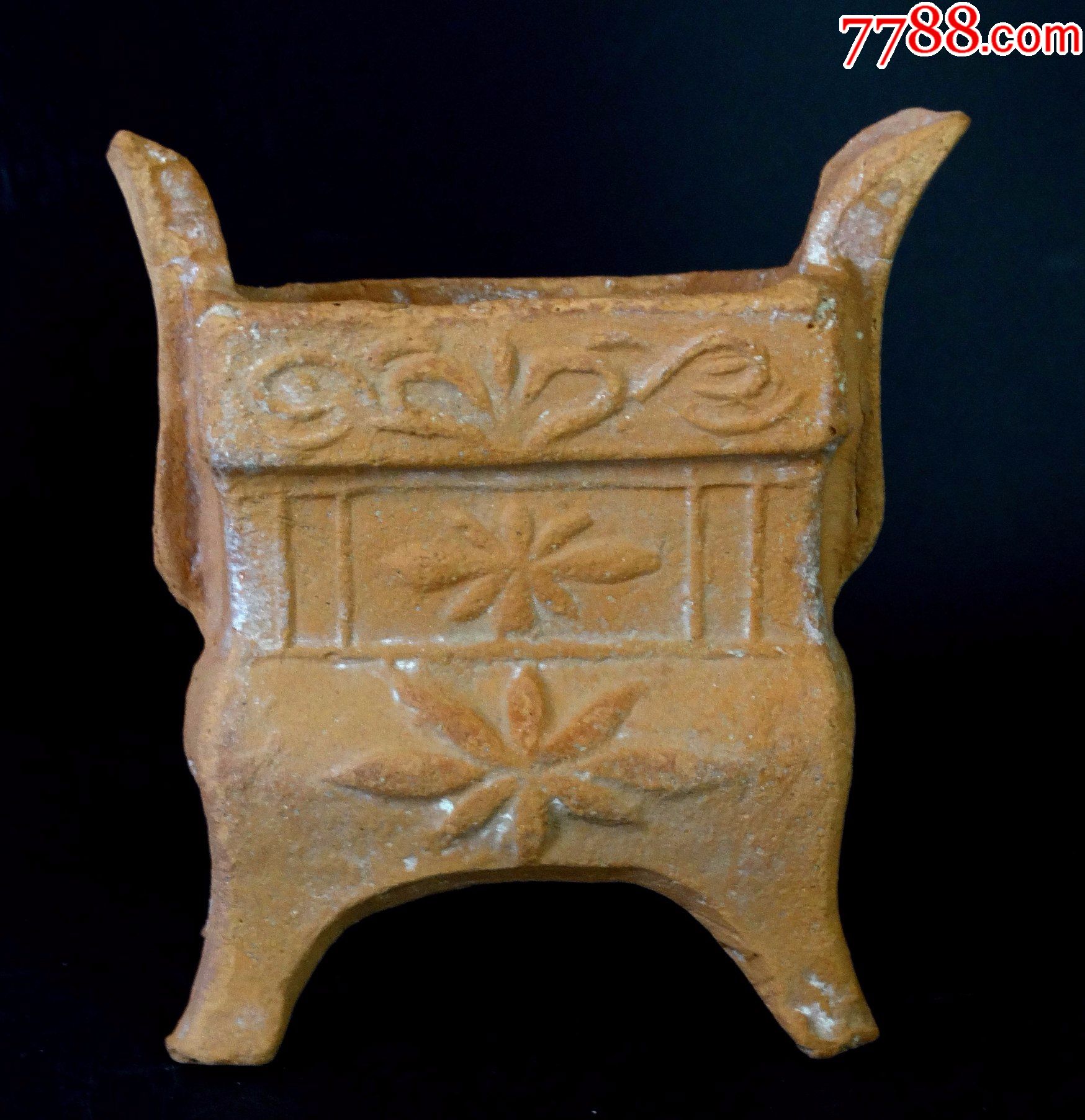 119古玩古董老货真品藏唐宋代福建洪唐窑素胎塑花双耳四足鼎式炉