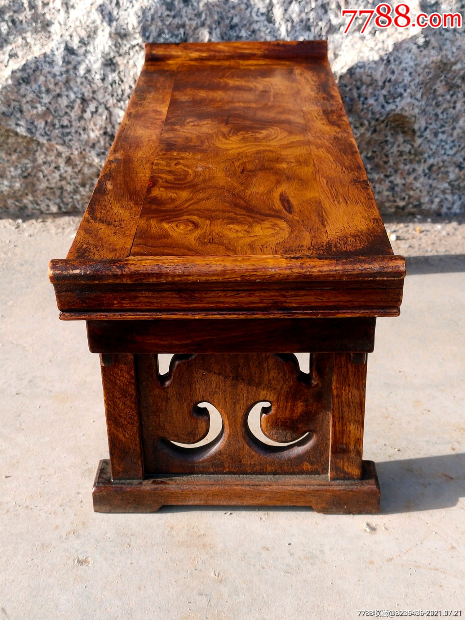 民国后期黄花梨影子木炕桌灯桌,鬼脸清昕漂亮,全品正常使用