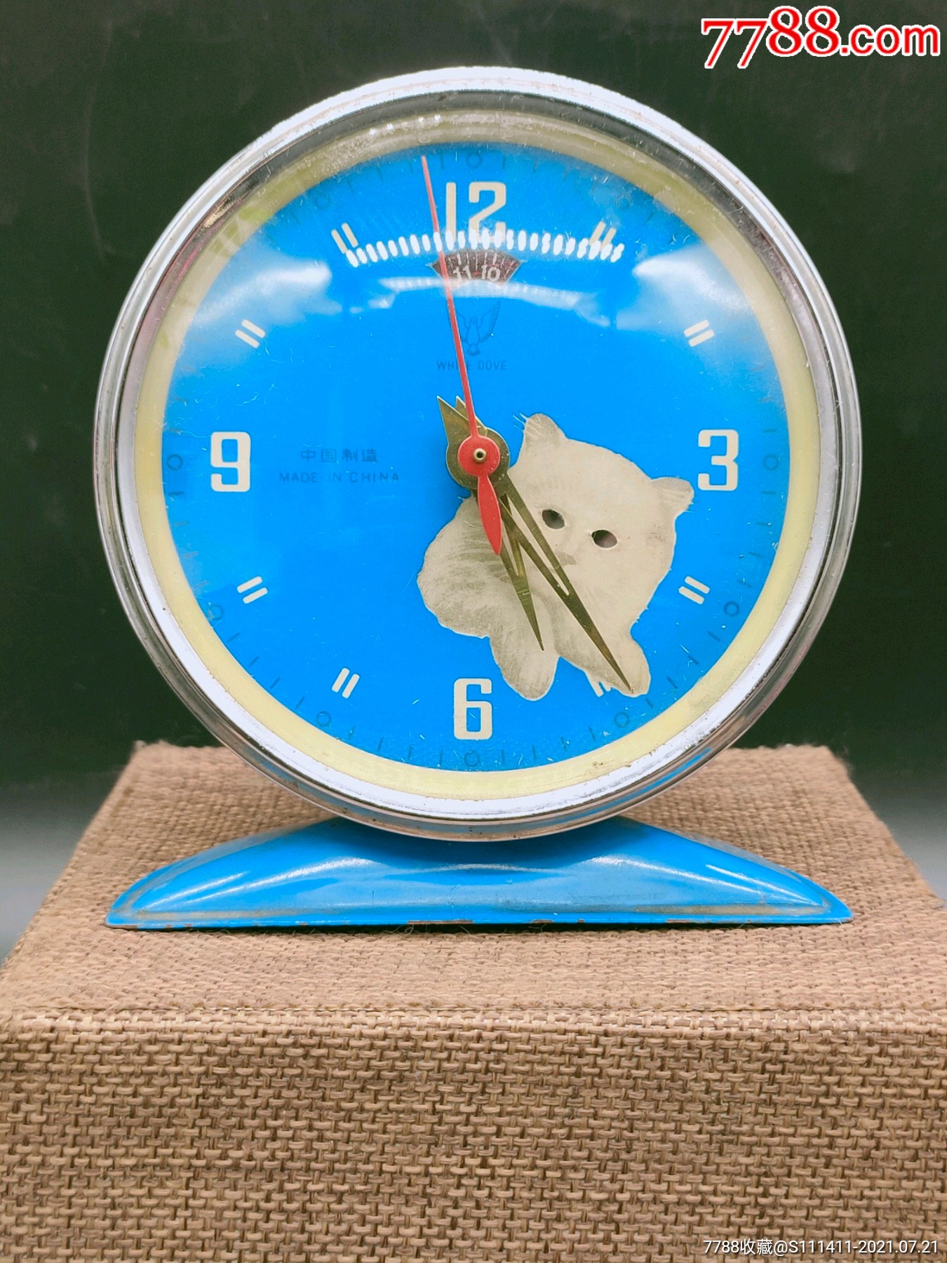 建国初期whitedove蓝色小猫闹钟
