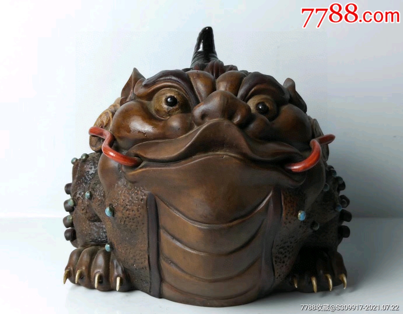 紫砂挂釉大金蟾,三足金蟾:三腿的蛤蟆被称为"蟾"