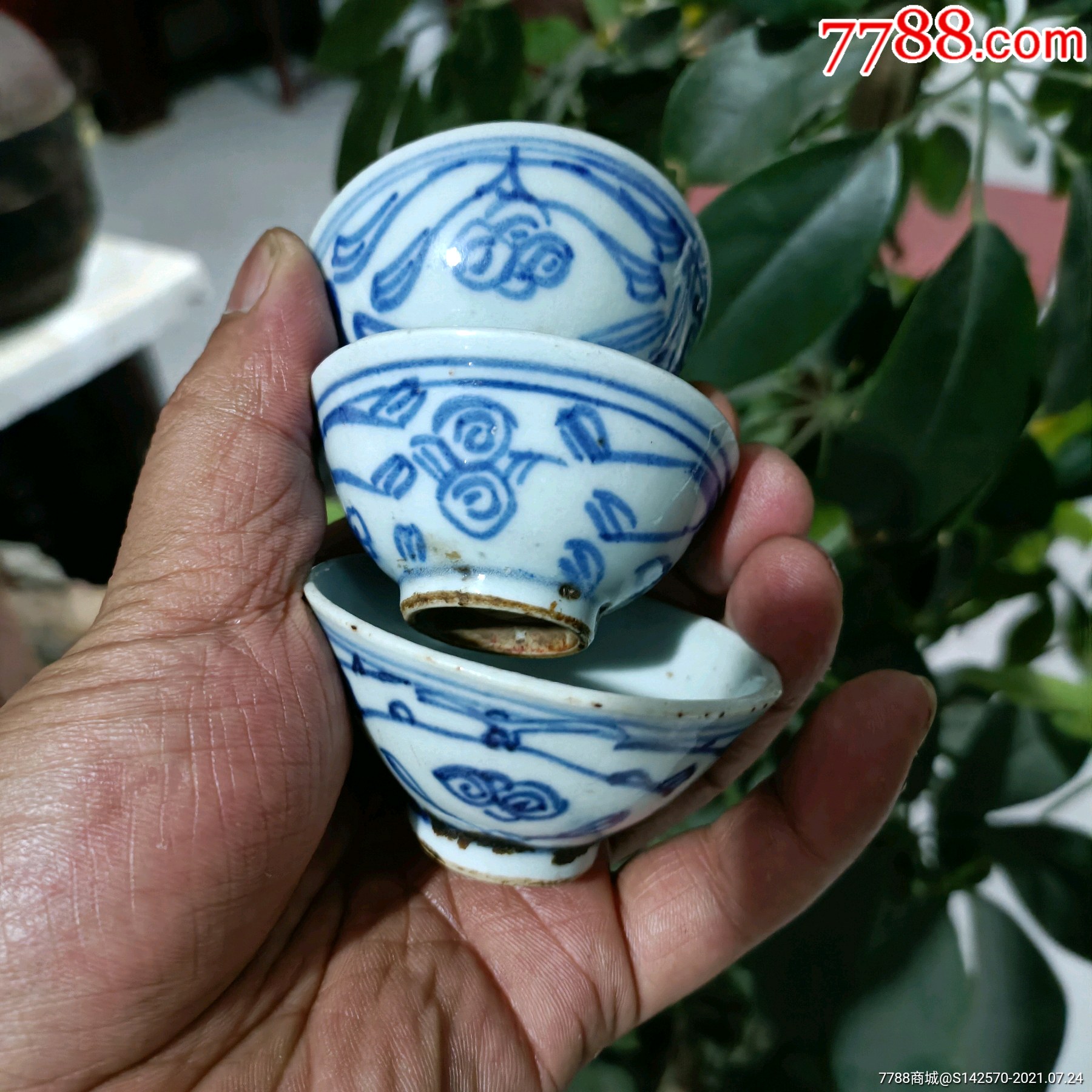 清代青花瓷酒杯价格图片