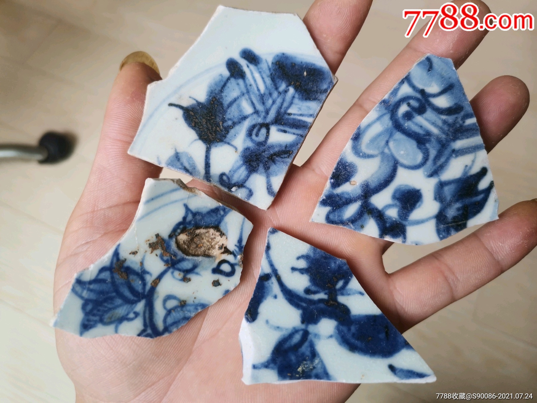 四片有元青花味道的明代青花瓷片